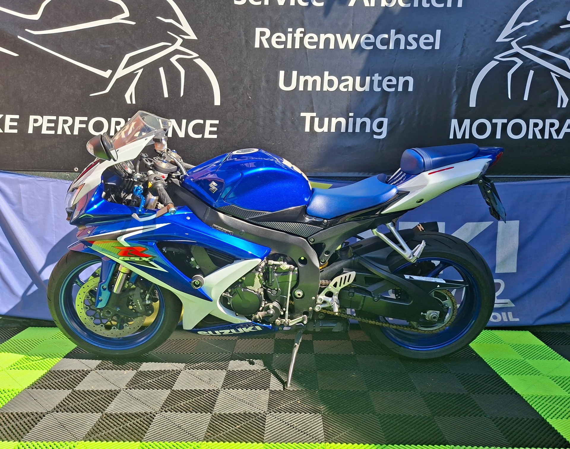 SUZUKI GSX-R 600 U K9 (25kW)-image-4
