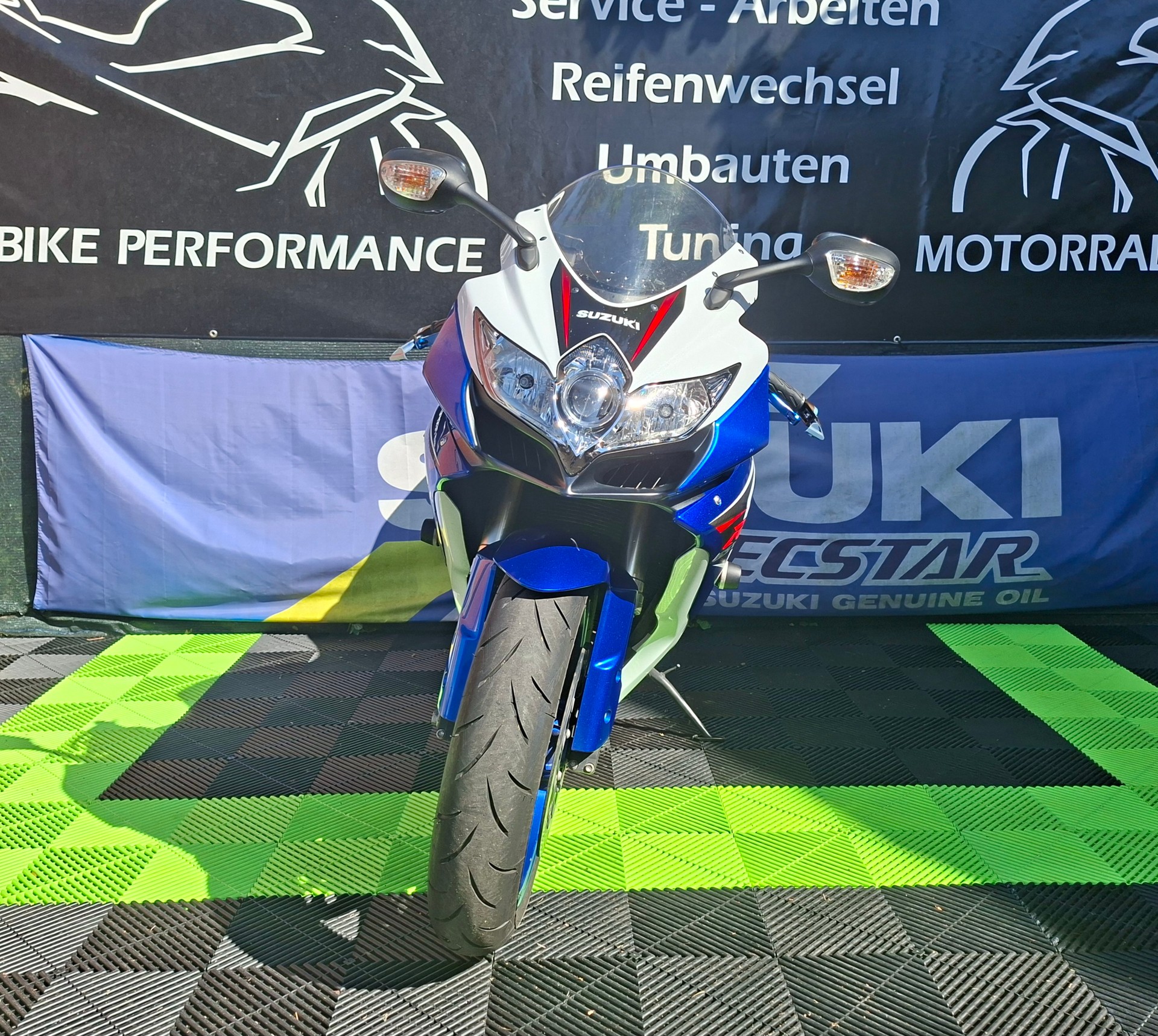 SUZUKI GSX-R 600 U K9 (25kW)-image-2