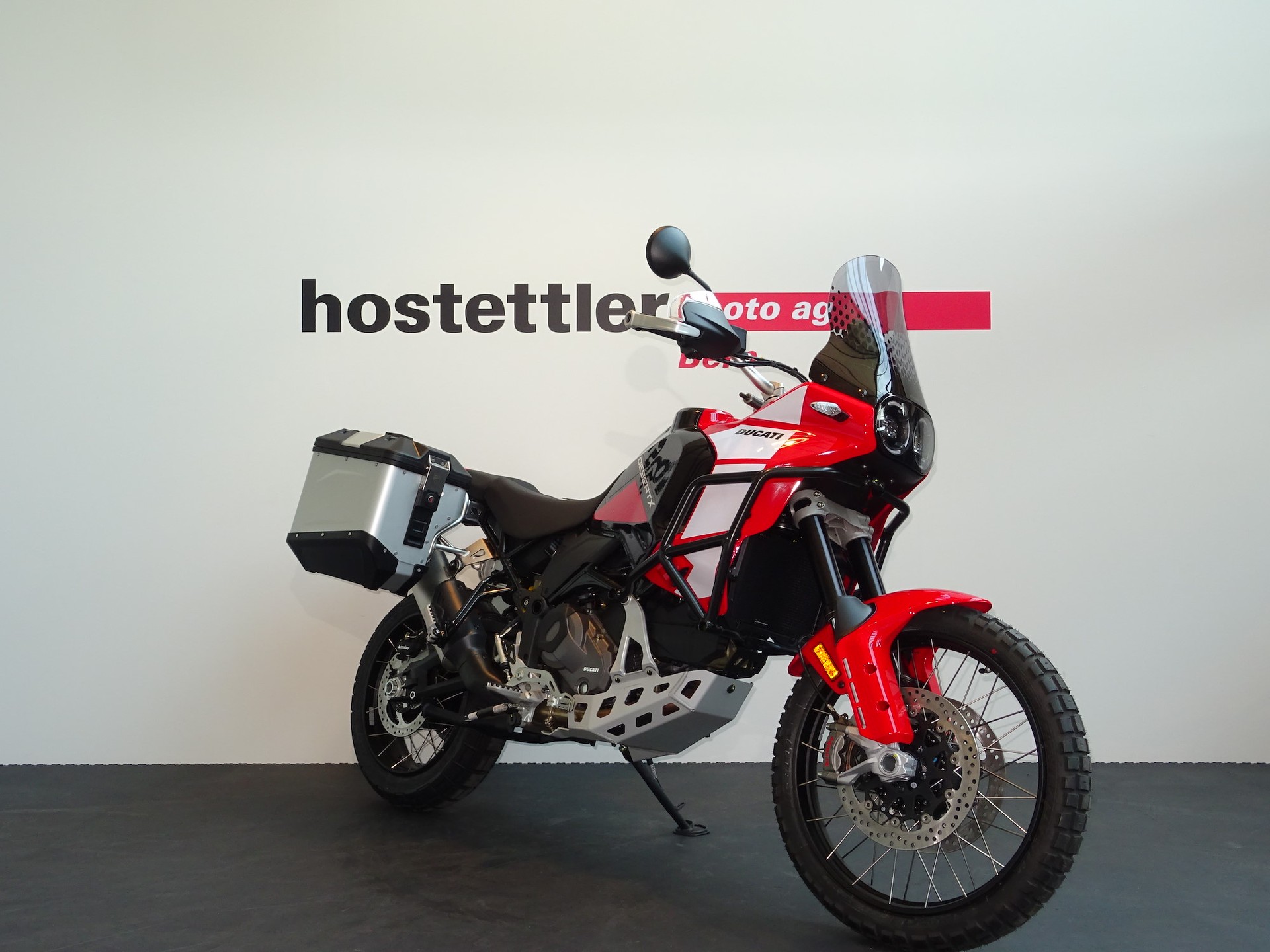 DUCATI Desert X Discovery