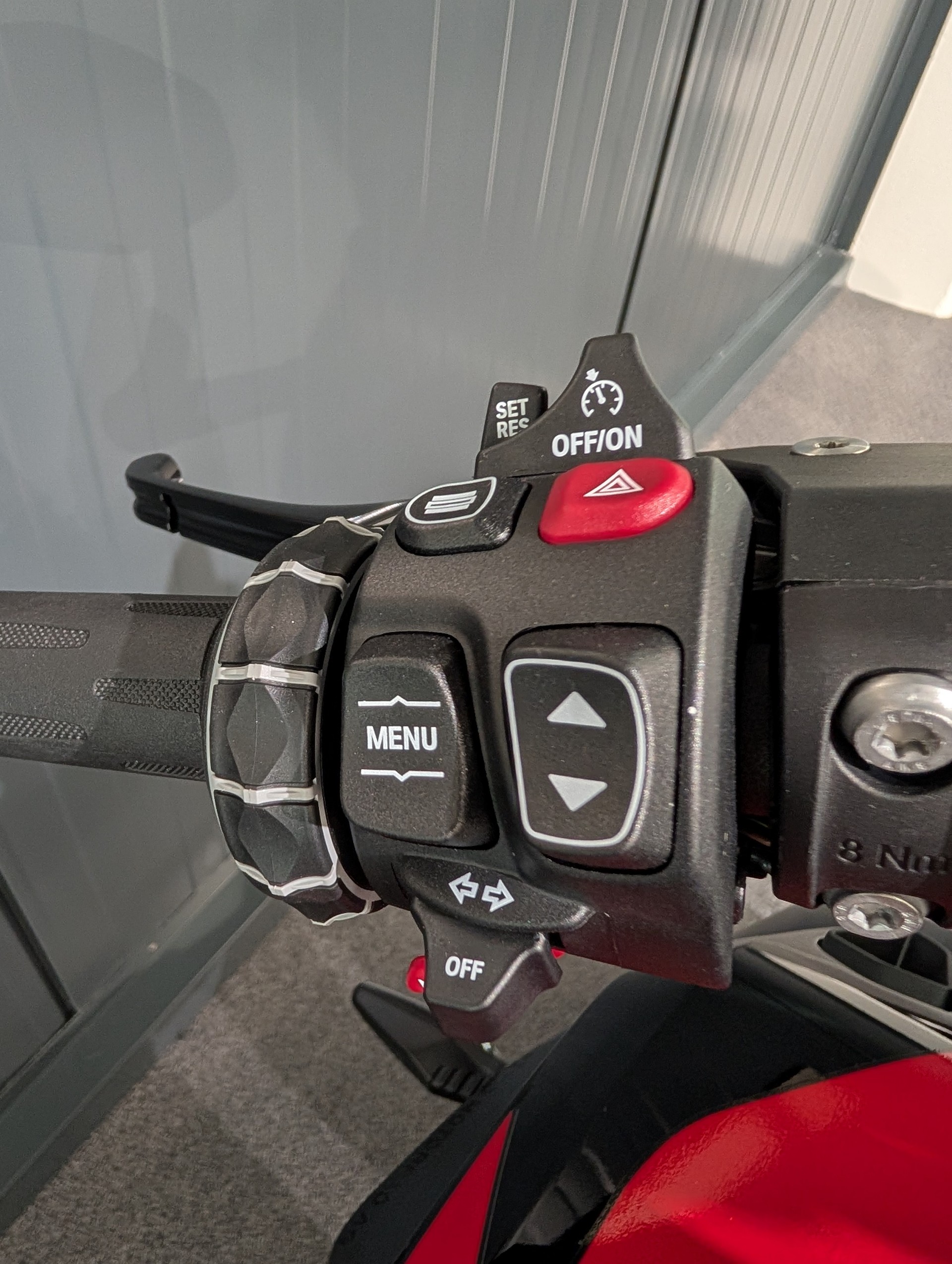 BMW R 1300 R - Inklusive Service-Paket 3 Jahre / 30'000km!-image-4