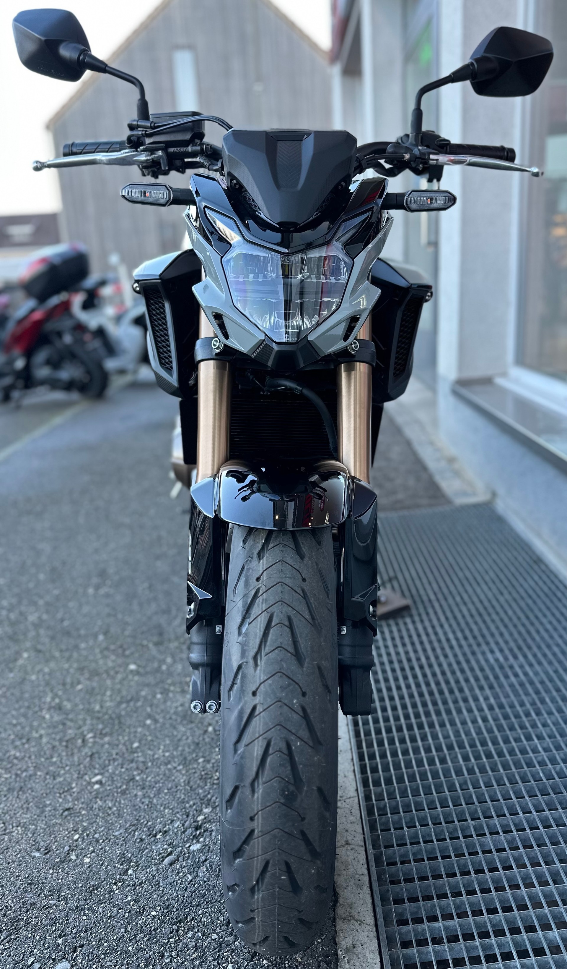 HONDA CB 500 Hornet (35kW)-showroom-element-1