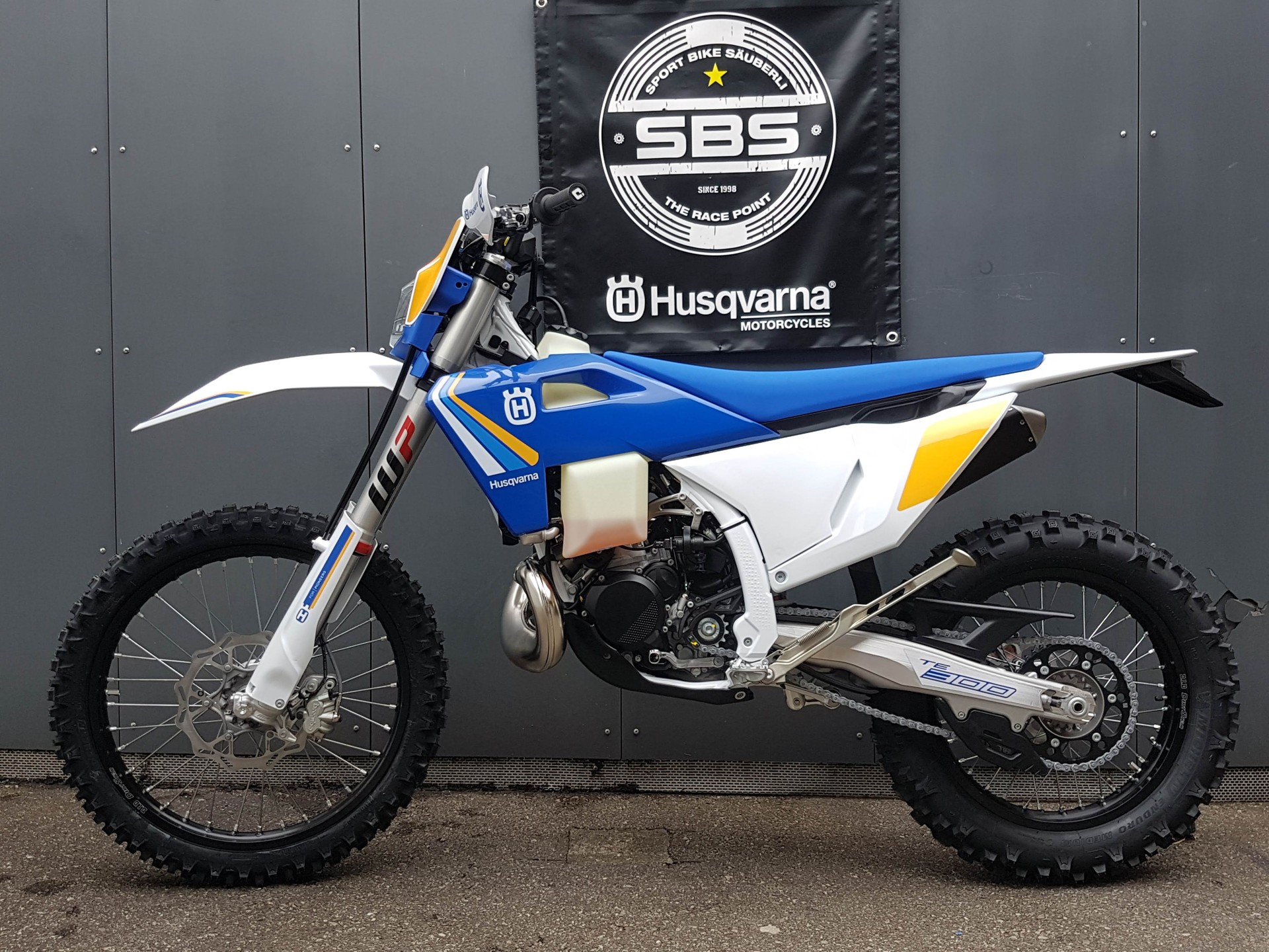 HUSQVARNA 300 i TE 2T-showroom-element-1