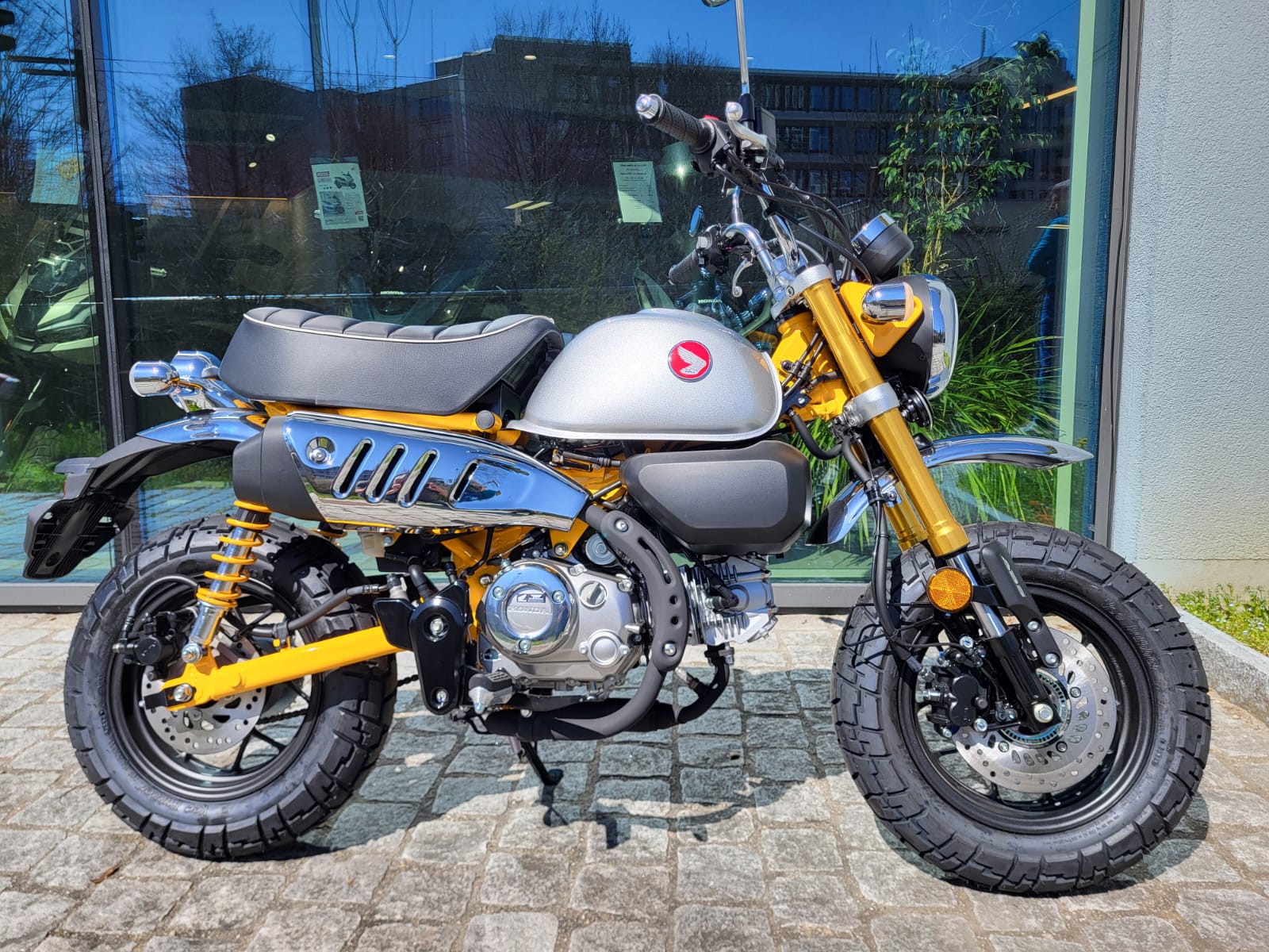HONDA Z 125 Monkey-showroom-element-3