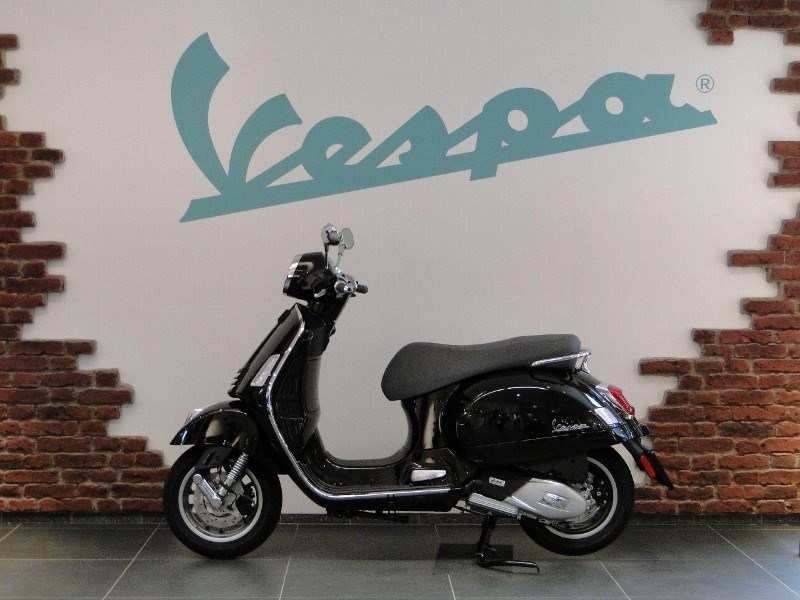 PIAGGIO Vespa GTS 125 2023-image-0
