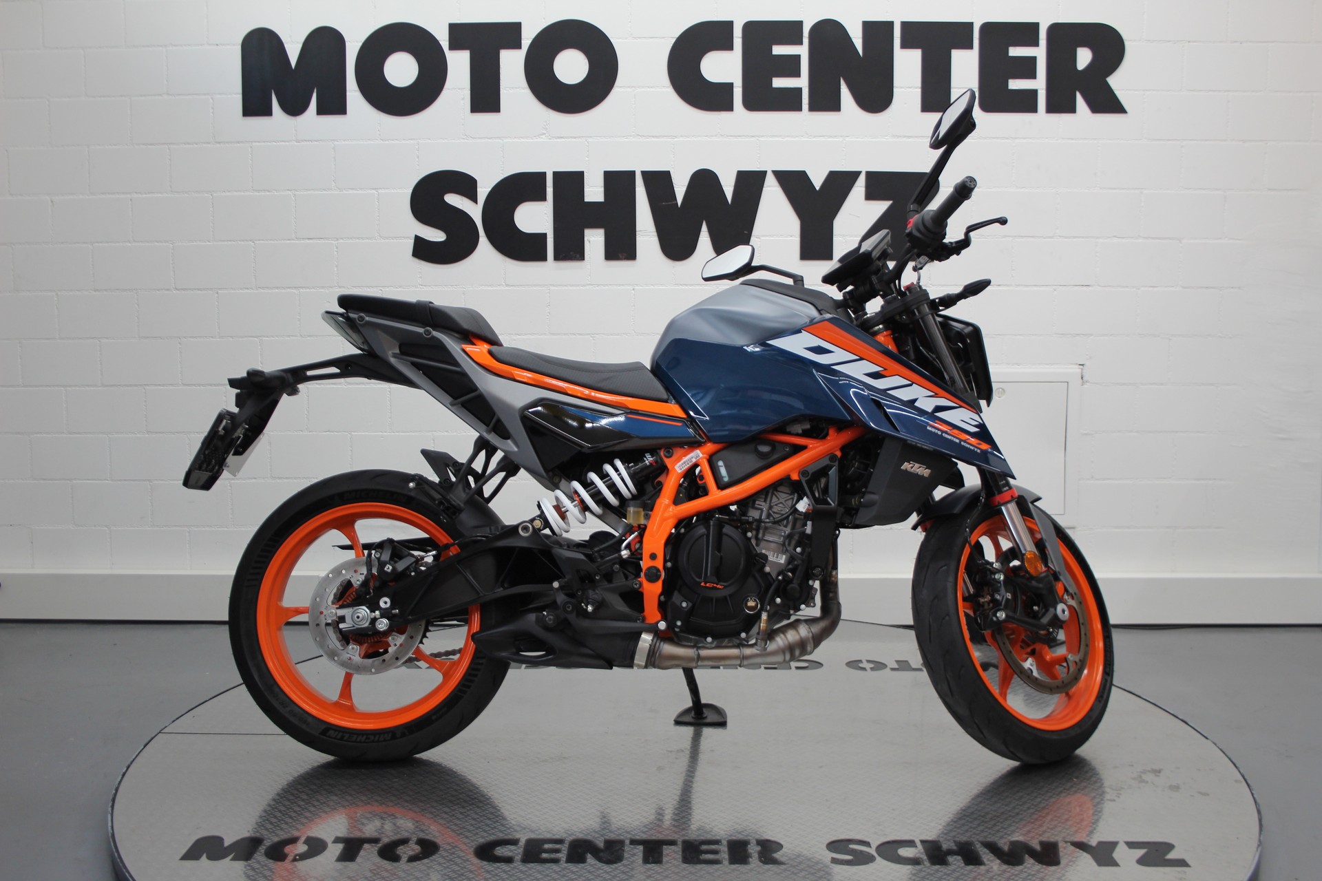 KTM 390 Duke