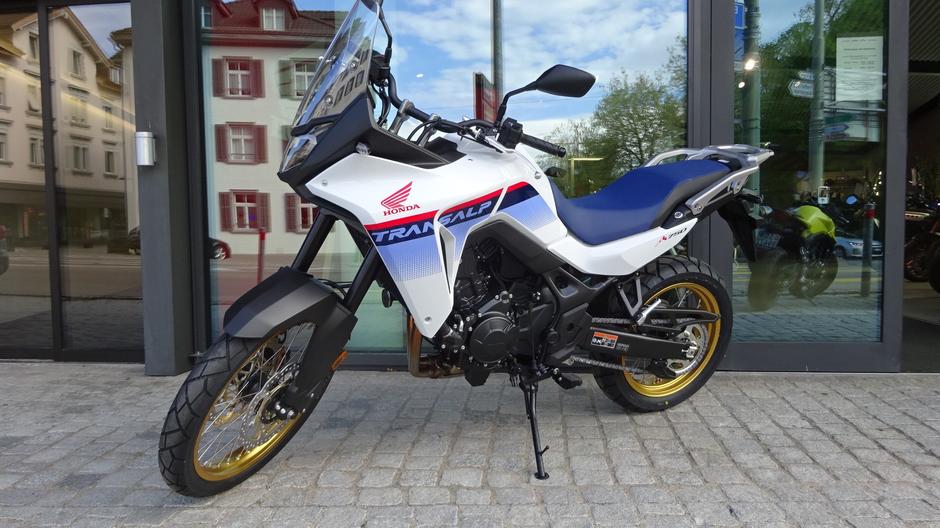 HONDA XL 750 Transalp-showroom-element-3