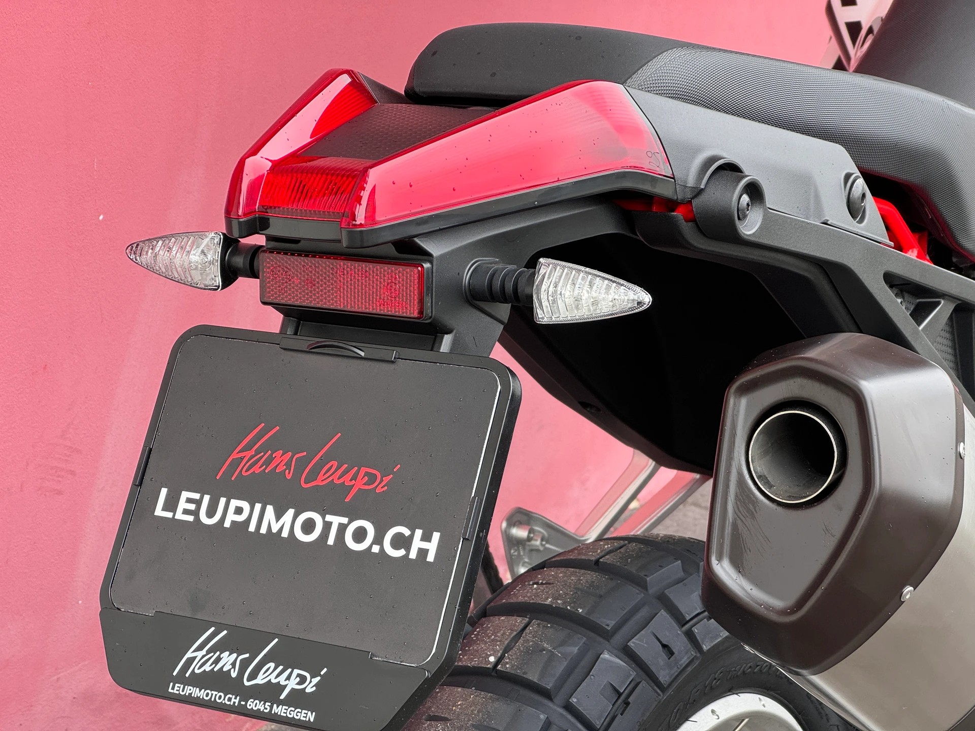 APRILIA Tuareg 660 (35kW) Evocative / + FREE OFFROAD TOUR-showroom-element-1