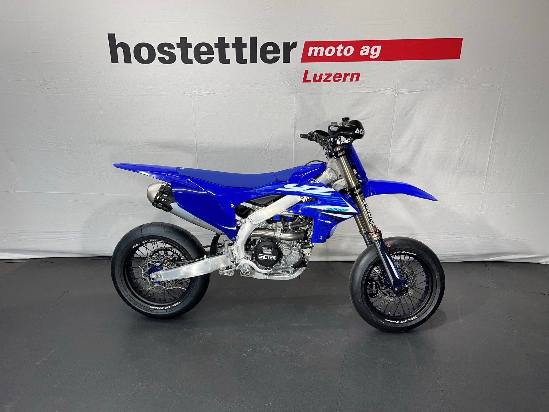 YAMAHA YZ 450 F-showroom-element-1