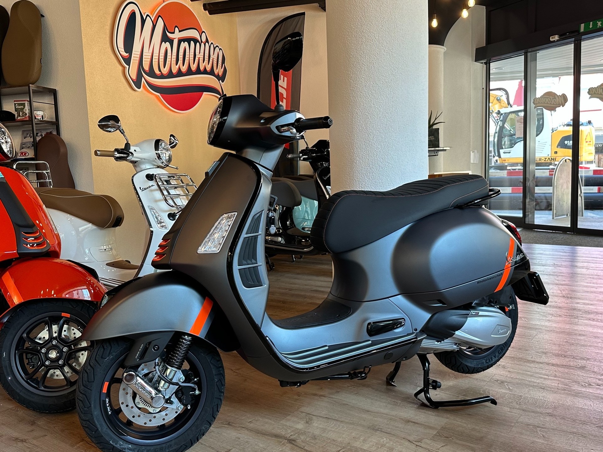 PIAGGIO Vespa GTS 300 Super Sport ABS-image-6