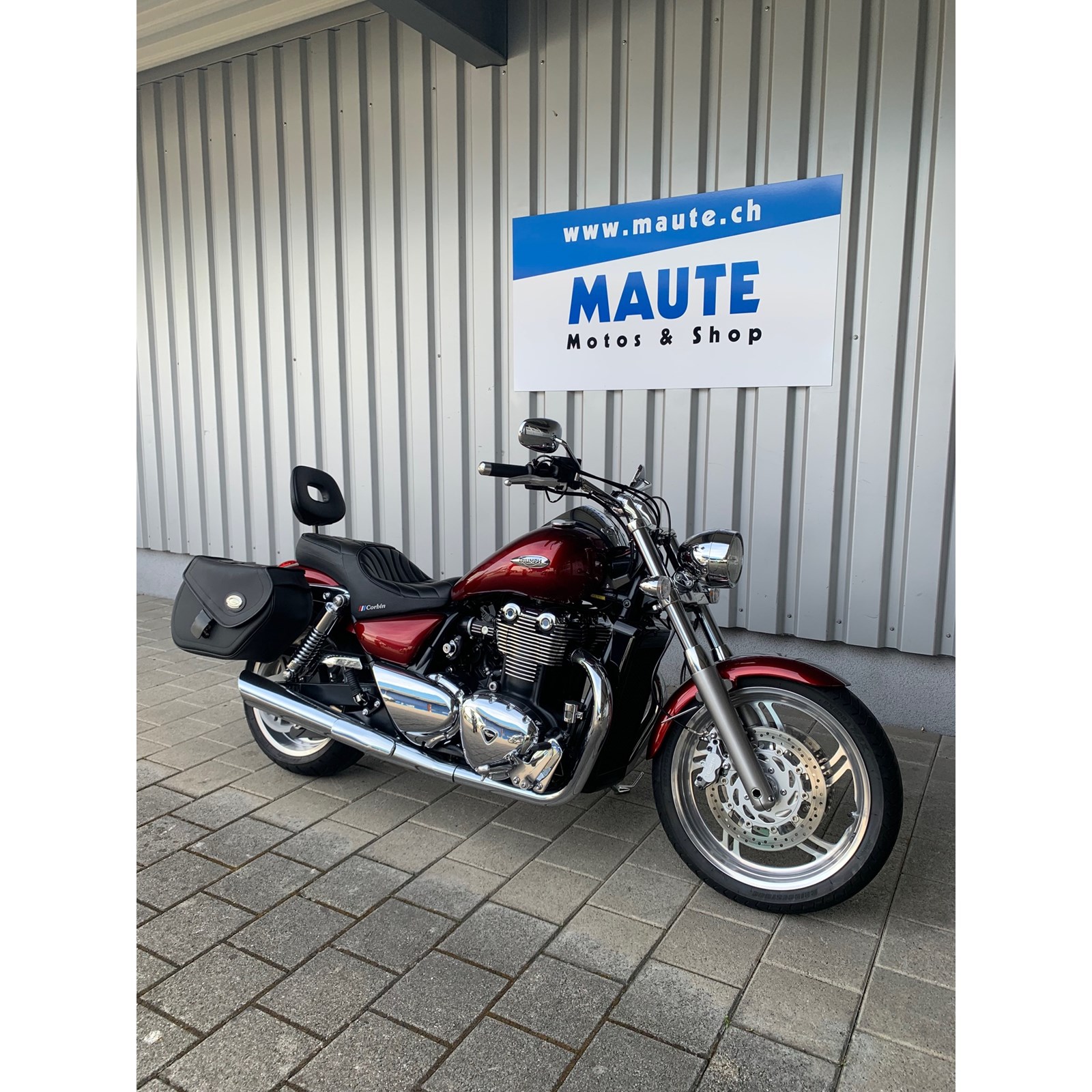 TRIUMPH Thunderbird 1600 ABS-image-1