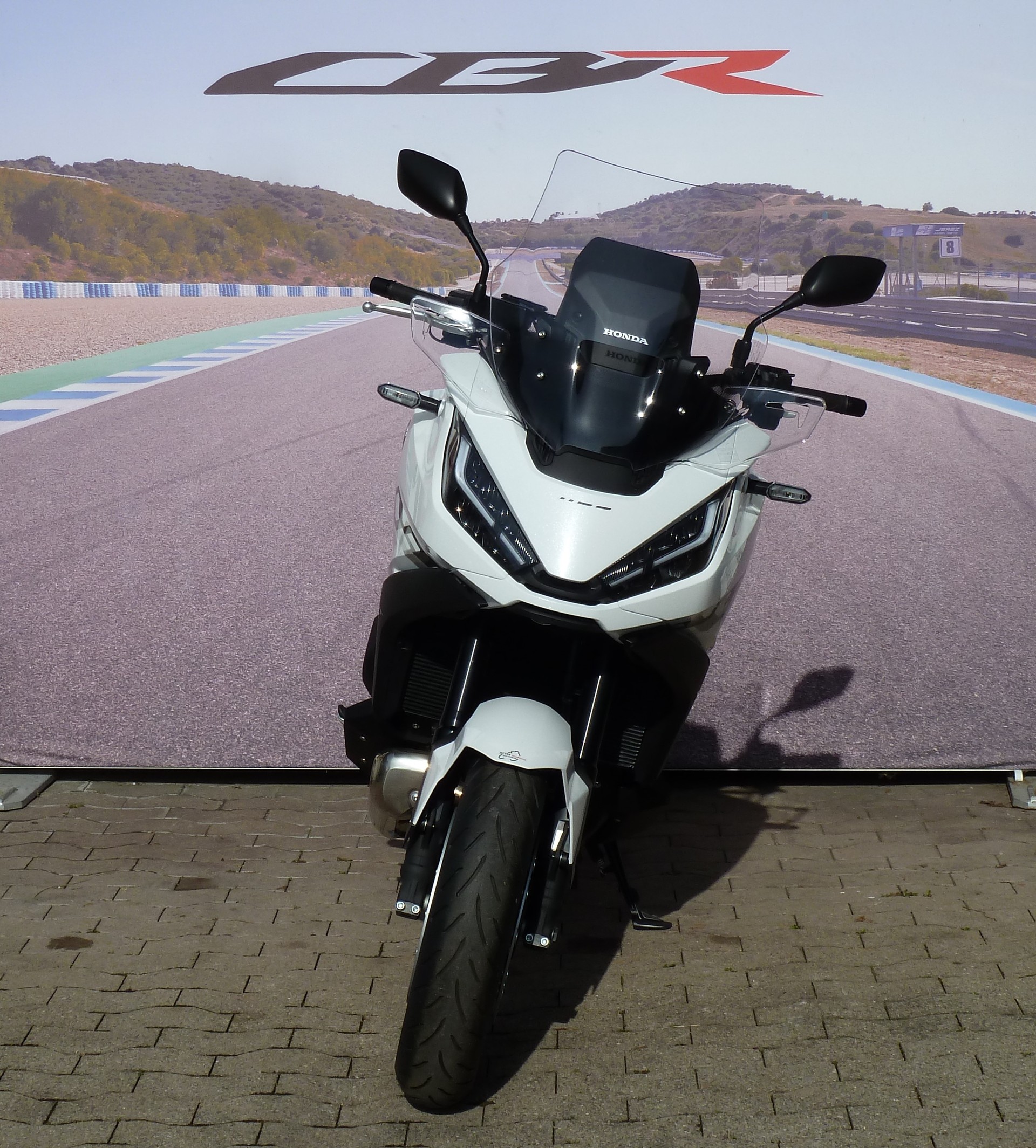 HONDA NT 1100 DCT-image-1