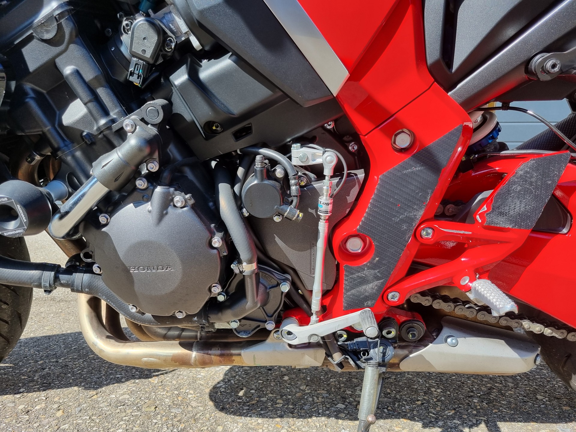 HONDA CB 1000 R ABS-showroom-element-2