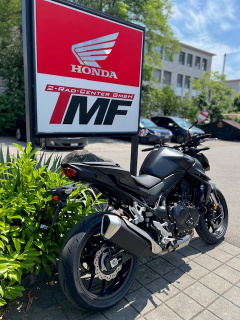 HONDA CB 750 Hornet-showroom-element-3