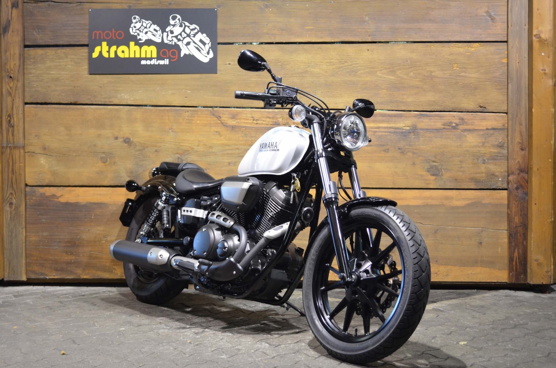 YAMAHA XV 950 ABS