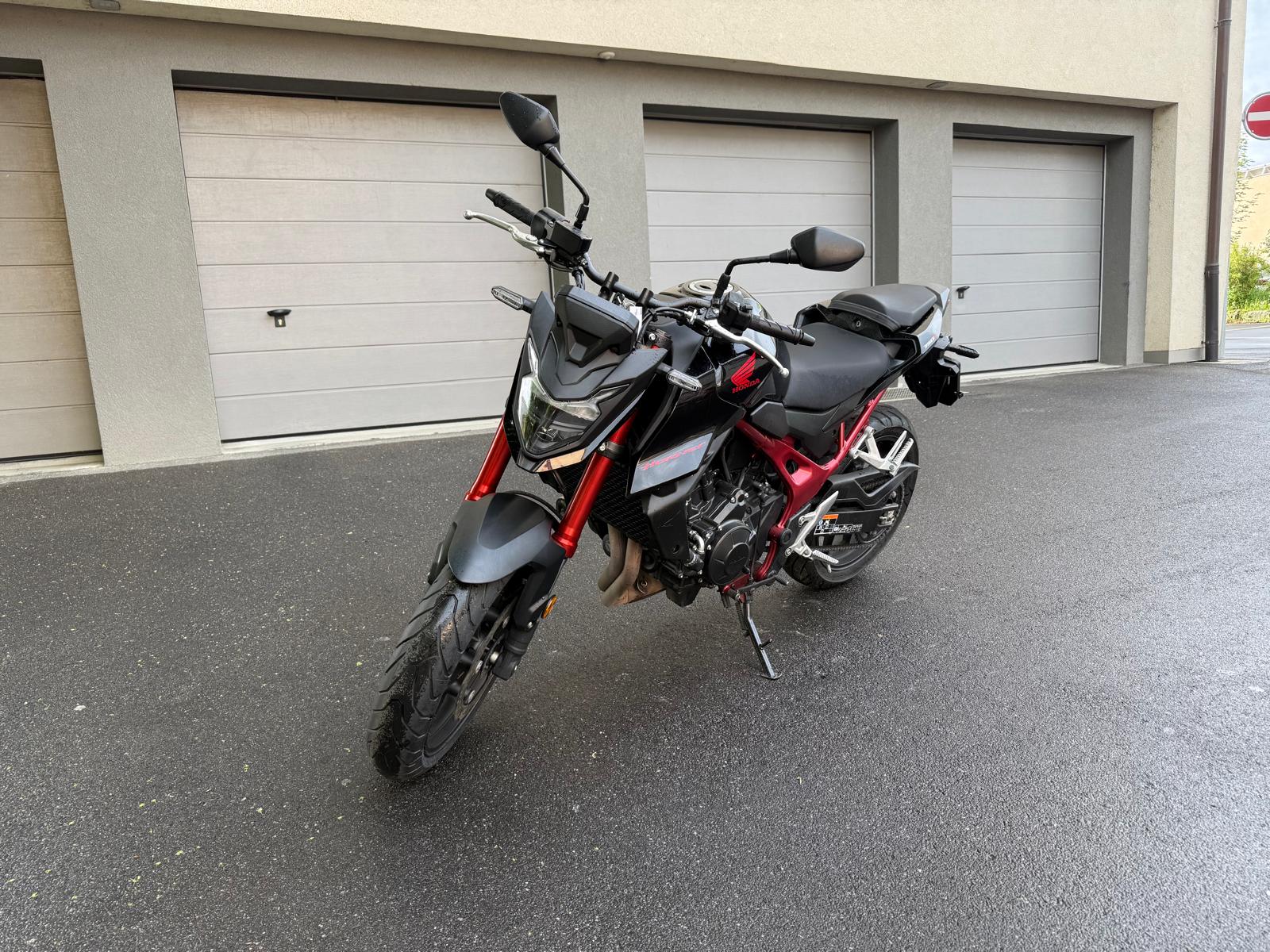 HONDA CB 750 Hornet-image-0