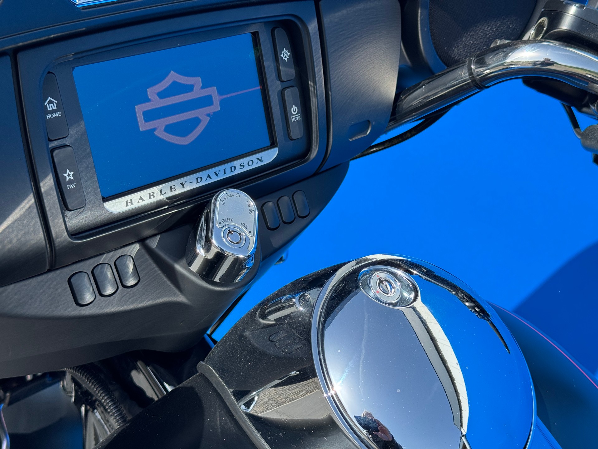 HARLEY-DAVIDSON FLHXS Street Glide Special ABS-image-11
