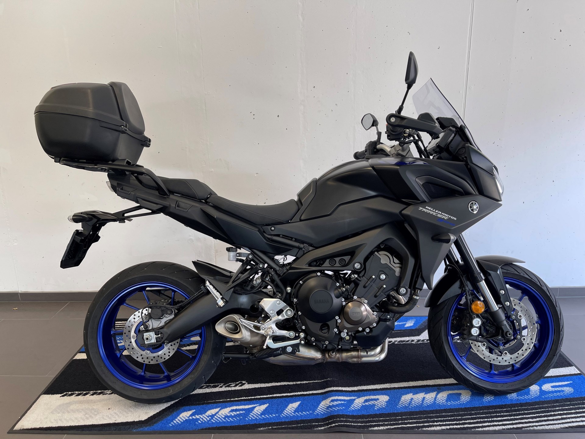 YAMAHA Tracer 900