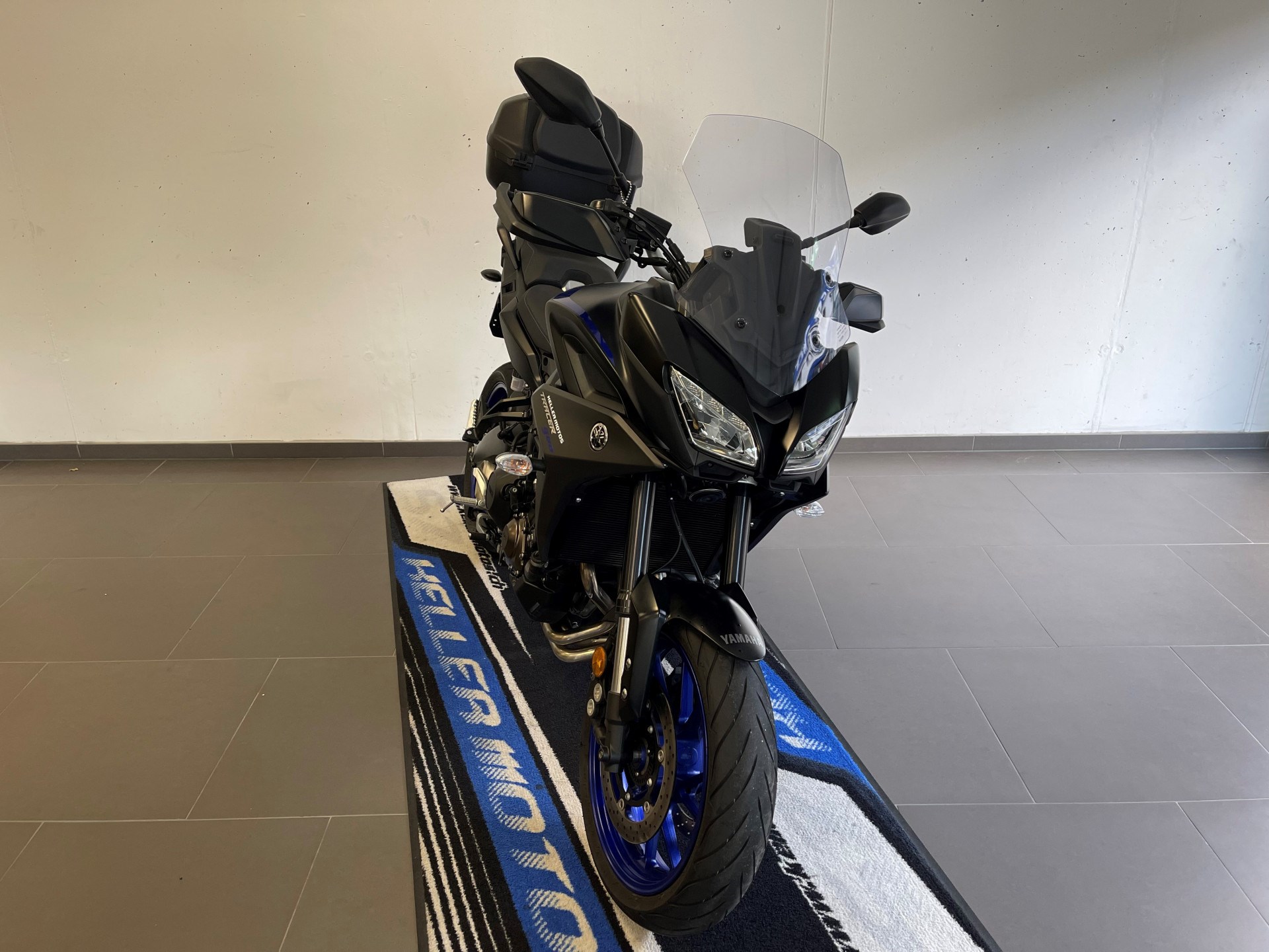 YAMAHA Tracer 900-showroom-element-1