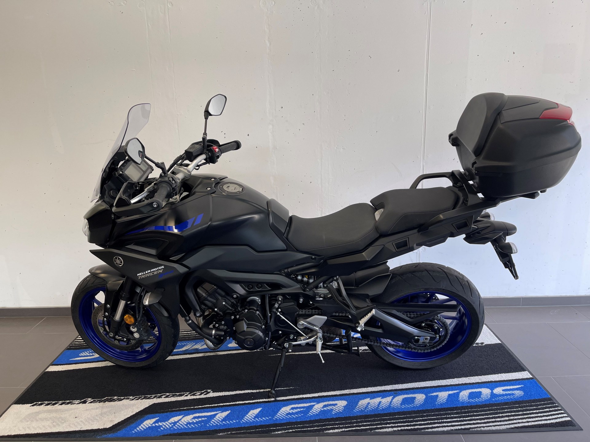 YAMAHA Tracer 900-showroom-element-2
