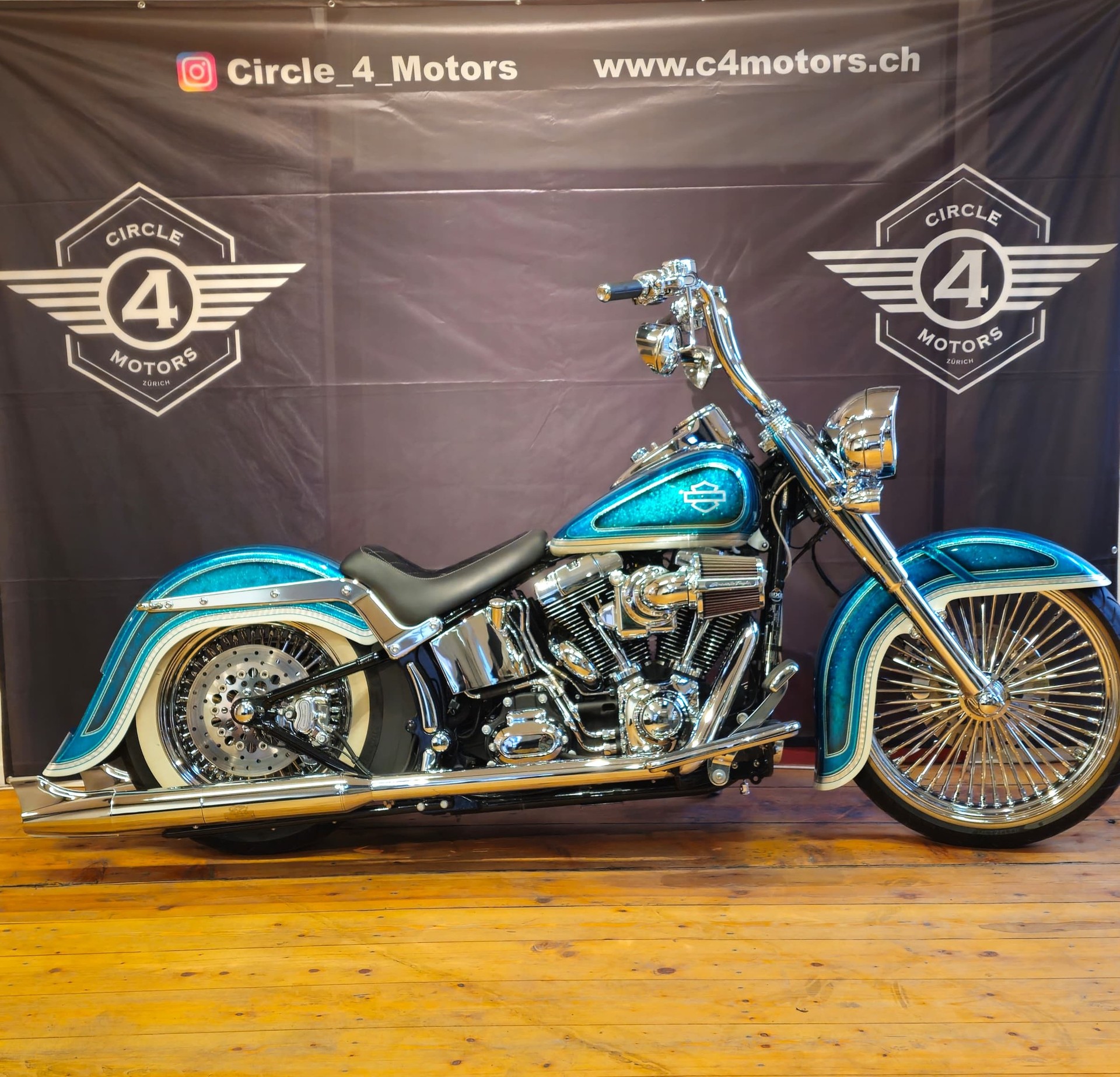 HARLEY-DAVIDSON FLSTN Softail Deluxe ABS