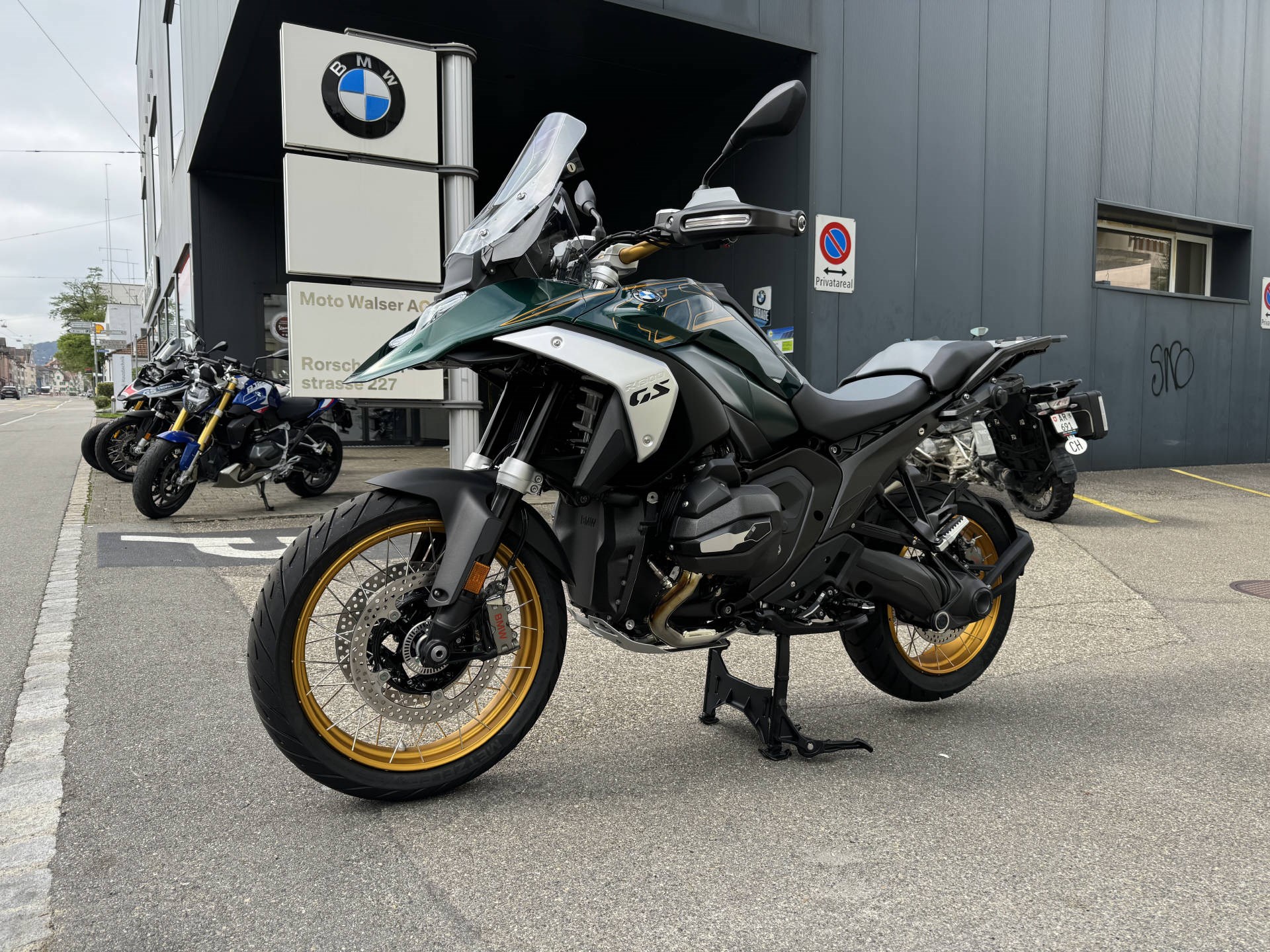 BMW R 1300 GS ABS-image-1
