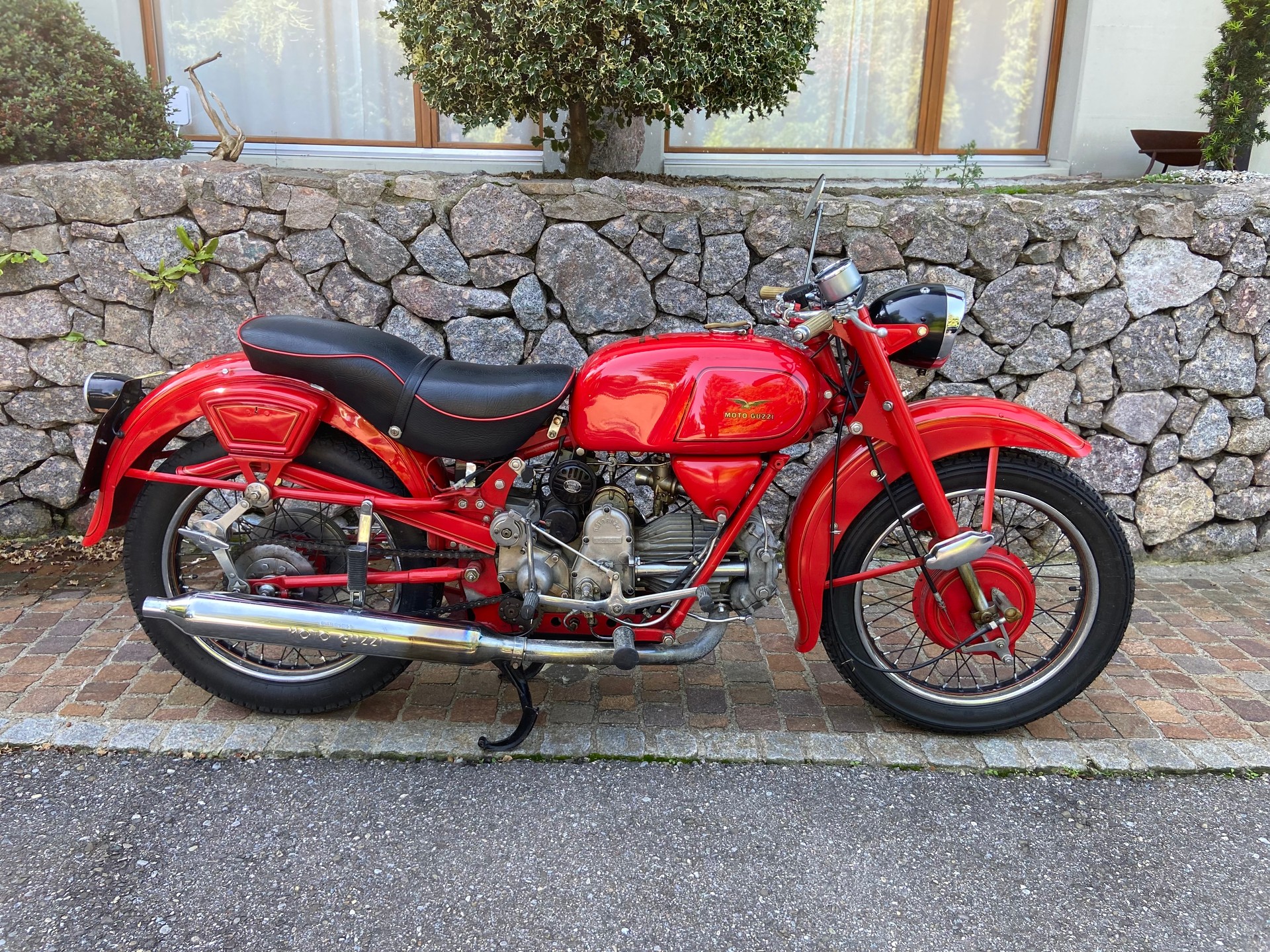 MOTO GUZZI Falcone Turismo