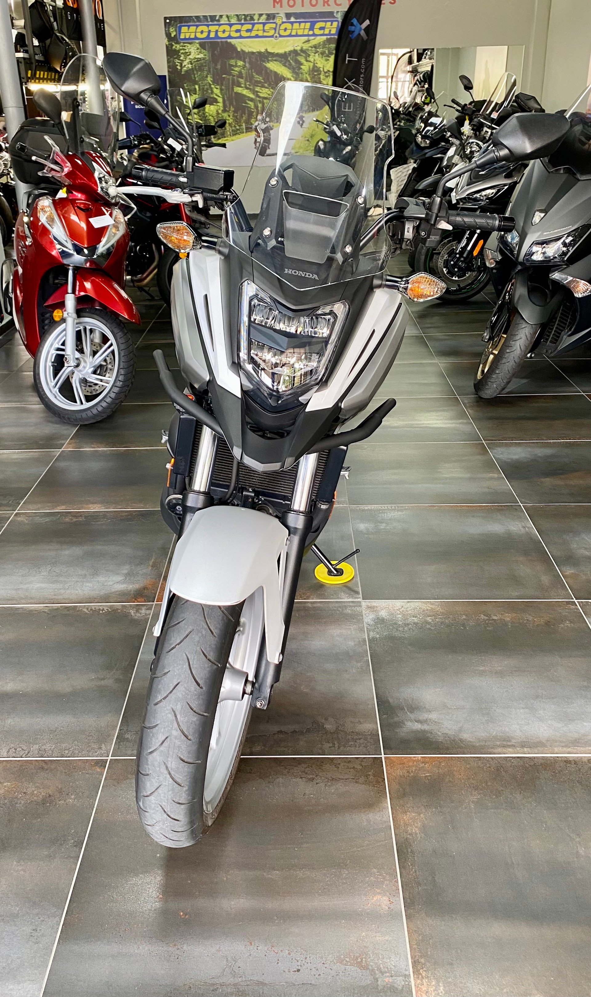 HONDA NC 750 X DTC ABS-image-1