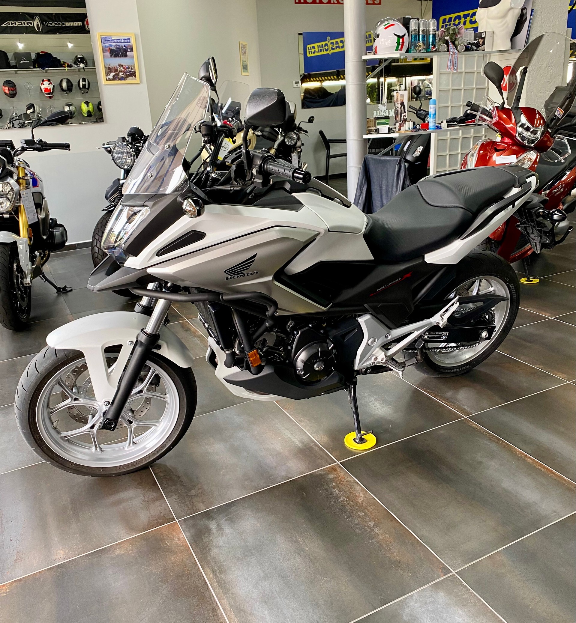 HONDA NC 750 X DTC ABS-image-3