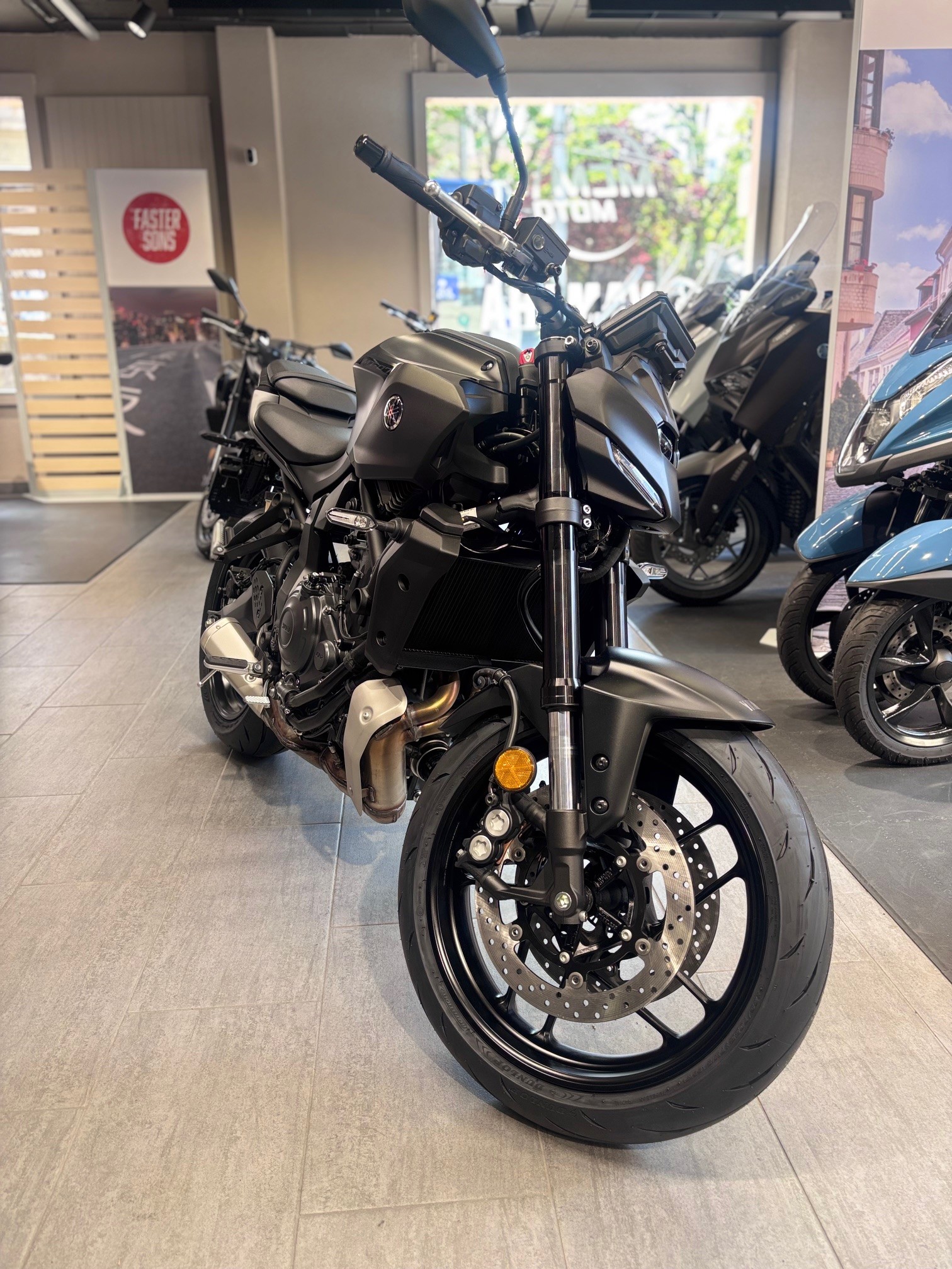 YAMAHA MT-07
