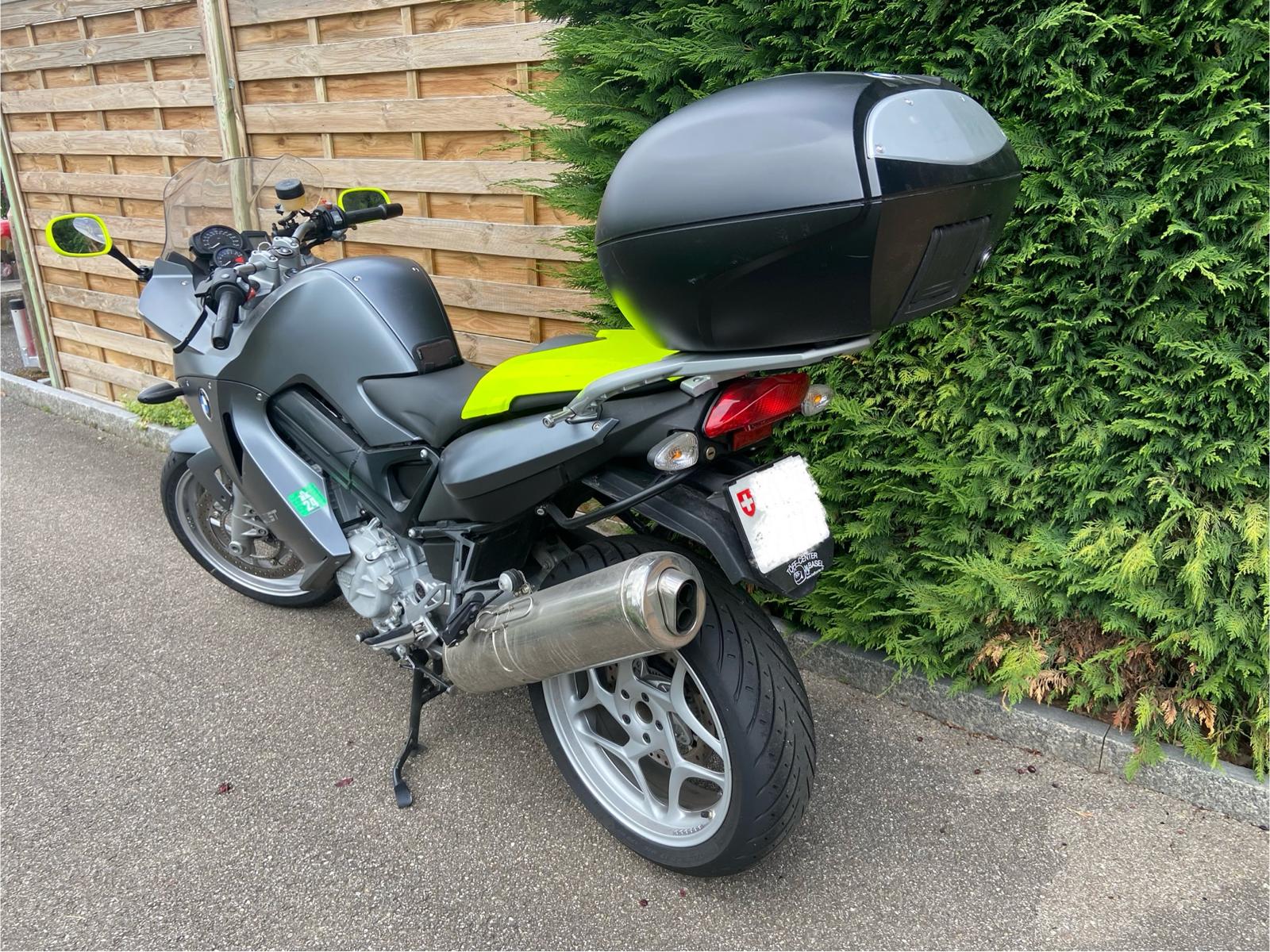 BMW F 800 ST-image-4