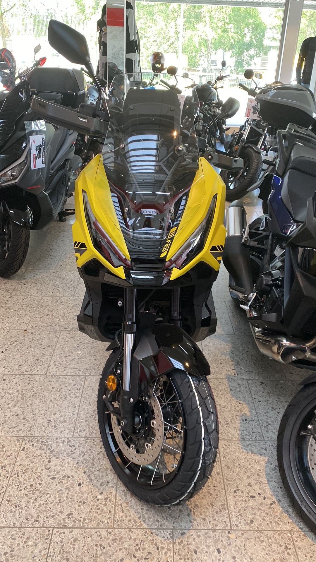 HONDA X-ADV 750