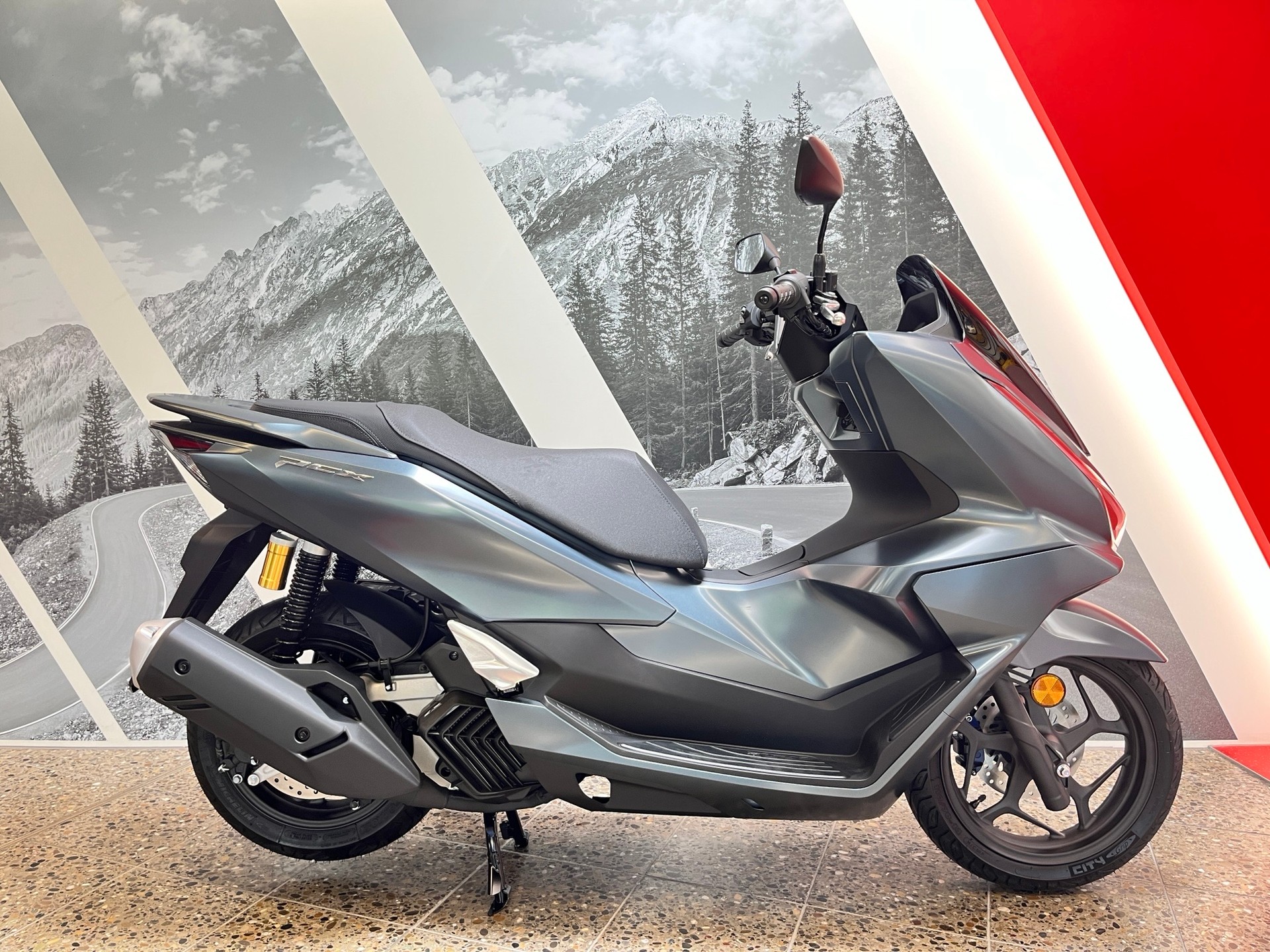 HONDA PCX 125 i ABS DX mit TFT Display-image-0