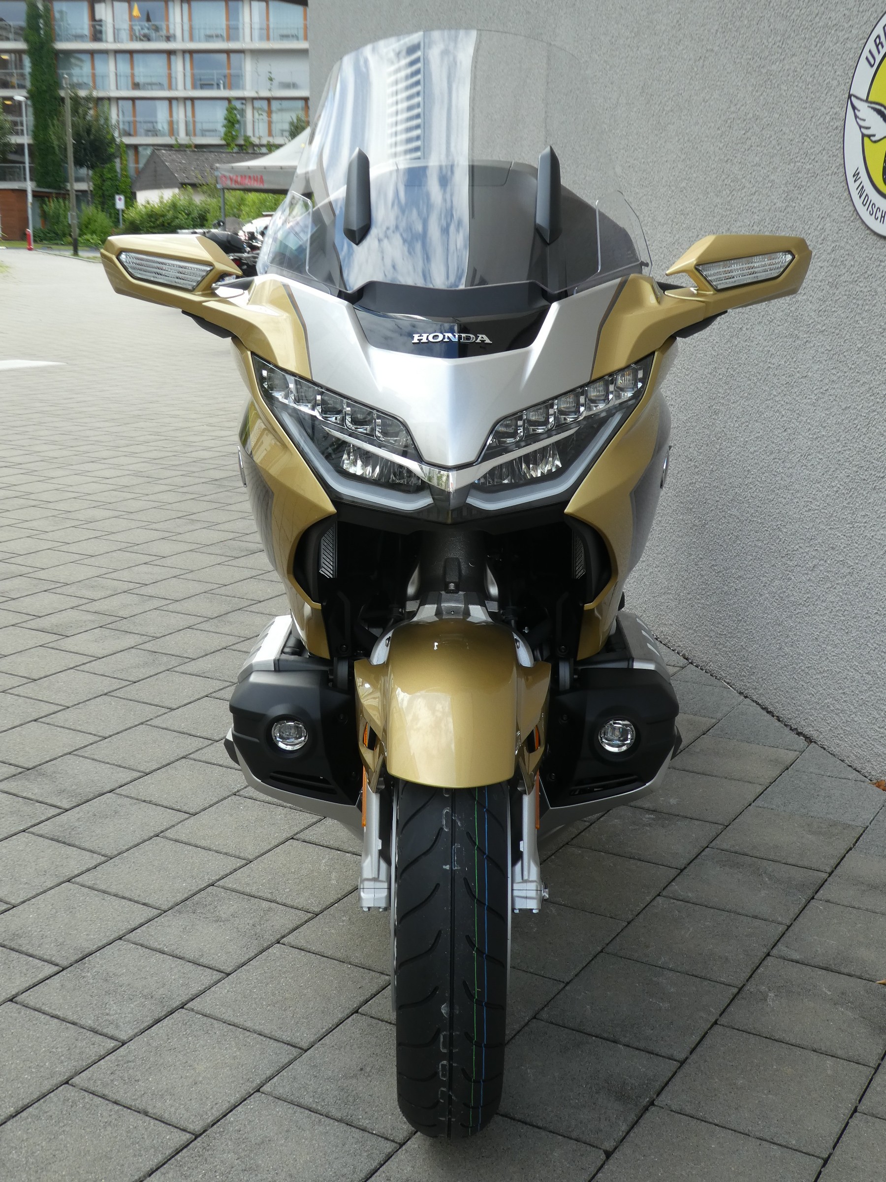 HONDA GL 1800 DA DCT Goldwing 50th Anniversary-image-2