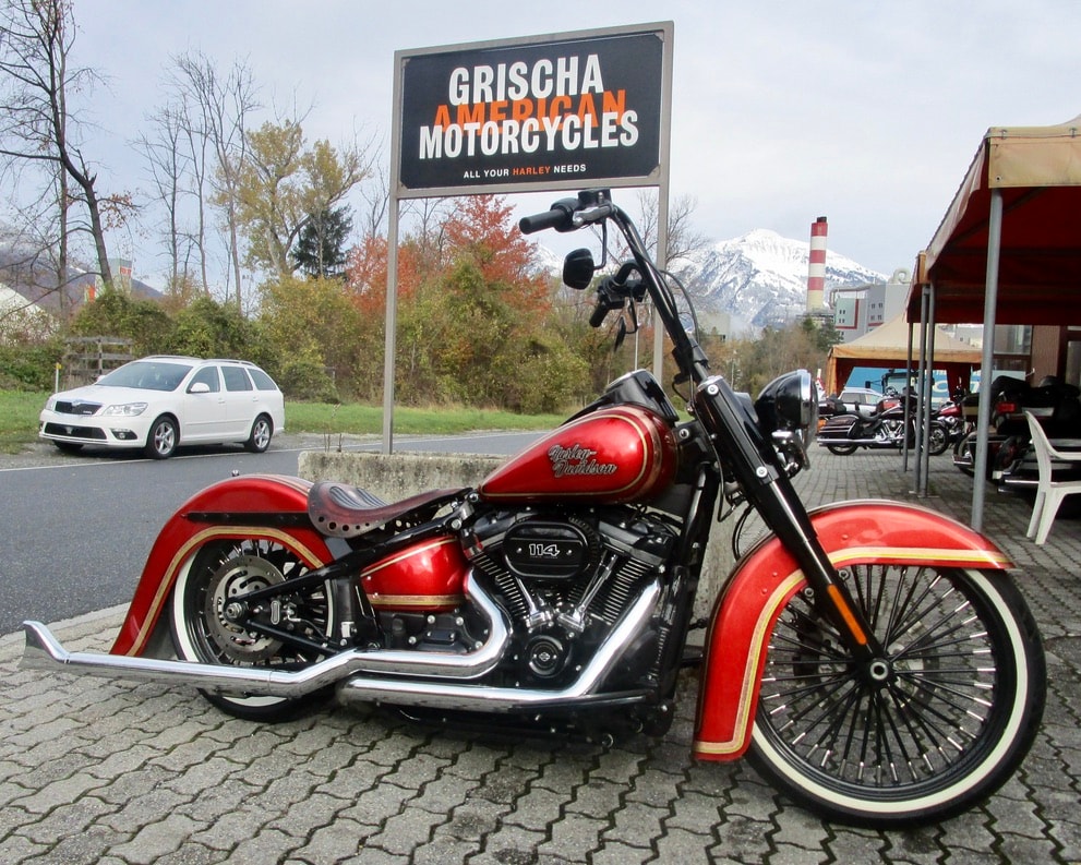 HARLEY-DAVIDSON FLHCS Heritage Classic 114 ABS