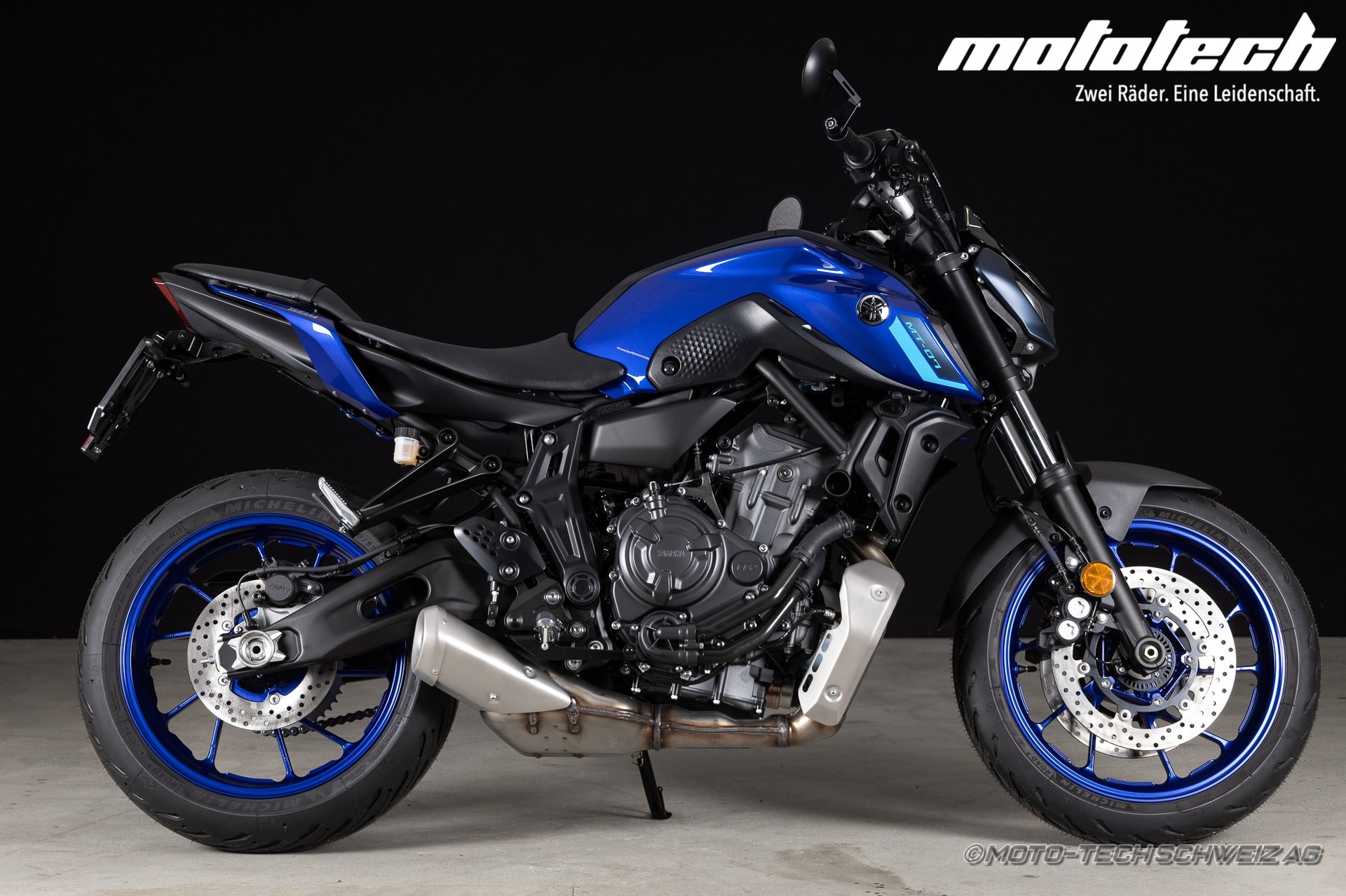 YAMAHA MT-07 (35KW)-showroom-element-1