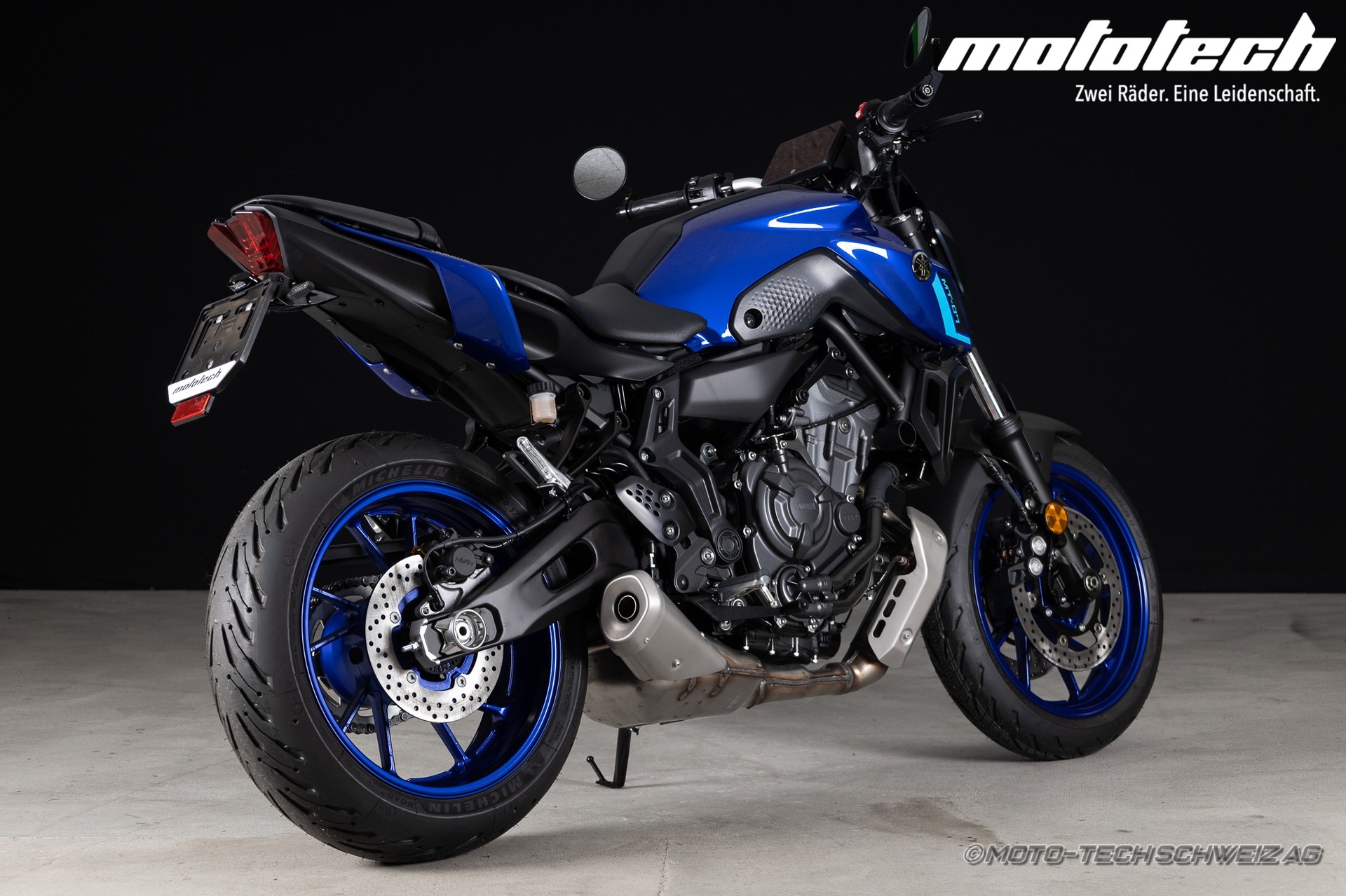 YAMAHA MT-07 (35KW)-showroom-element-2