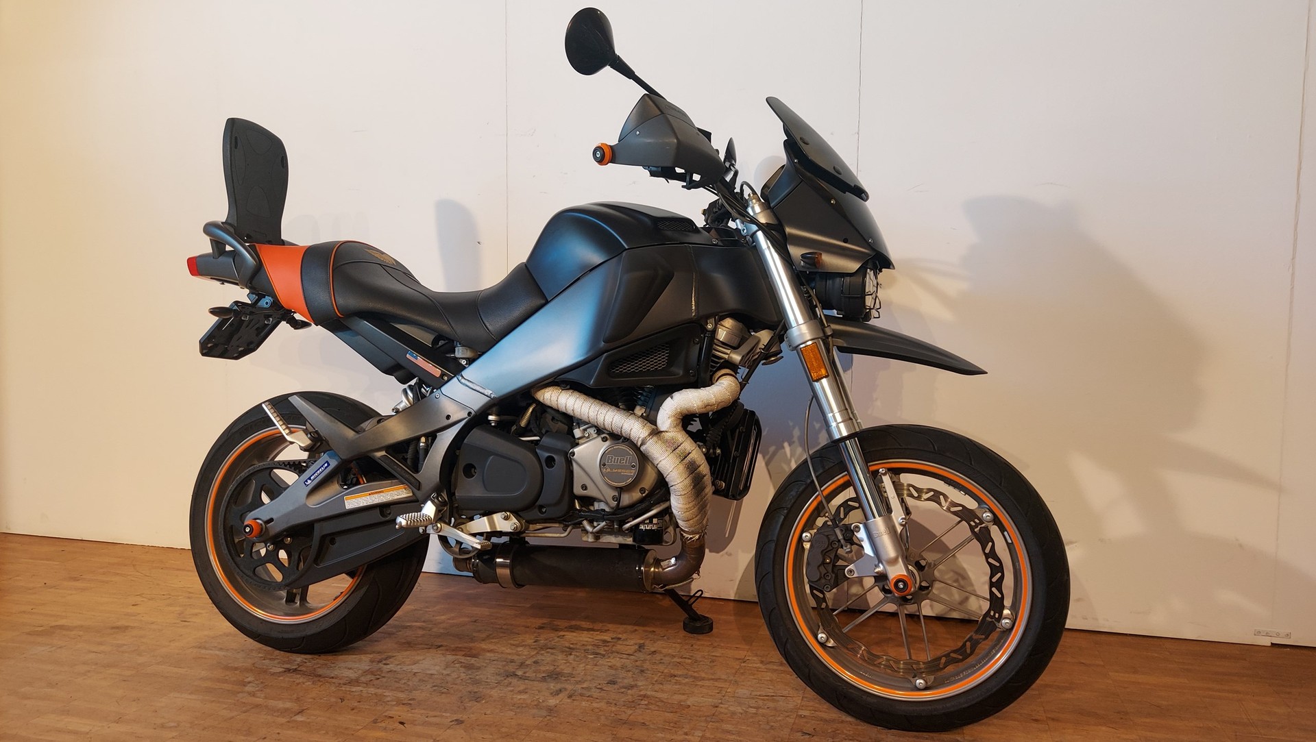 BUELL XB12X Ulysses-showroom-element-2
