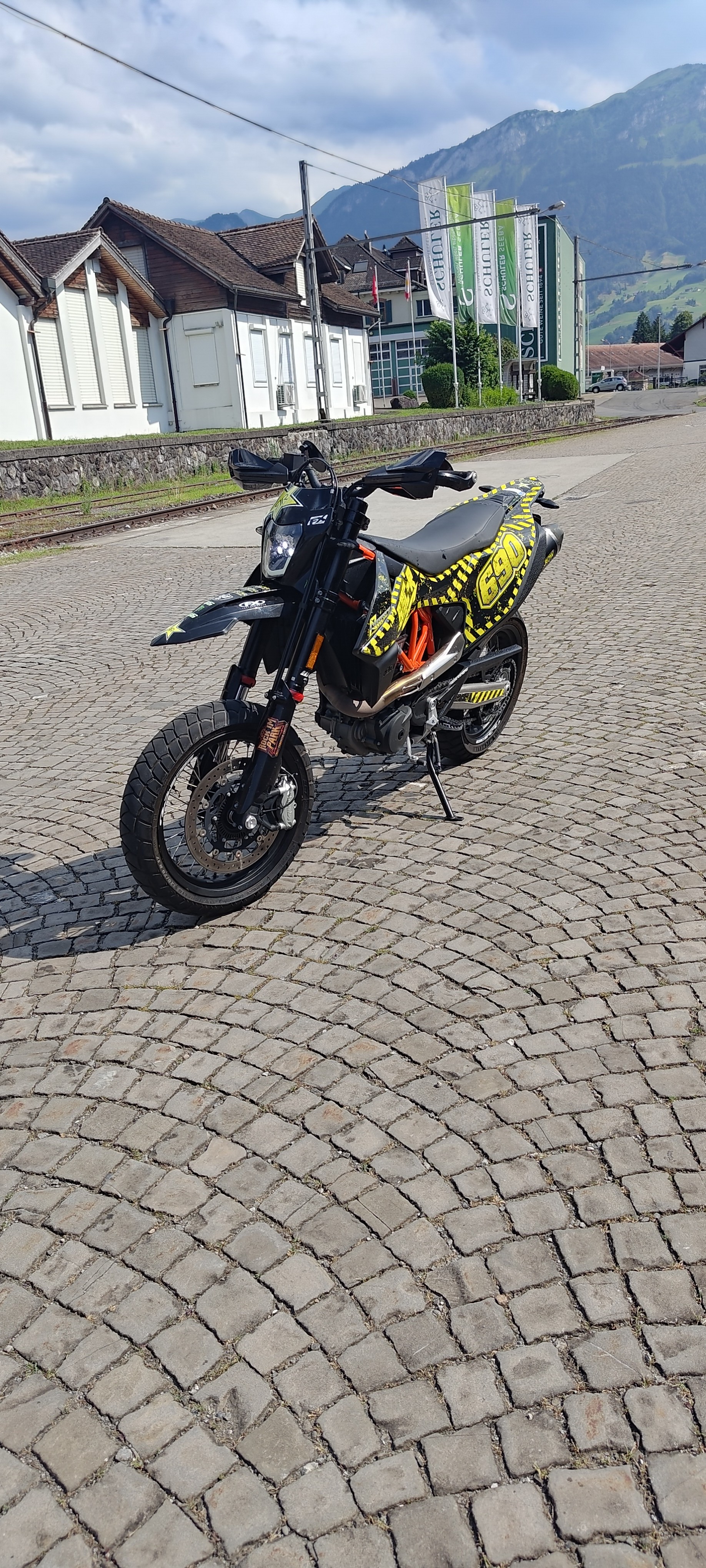 KTM 690 SMC R-image-5