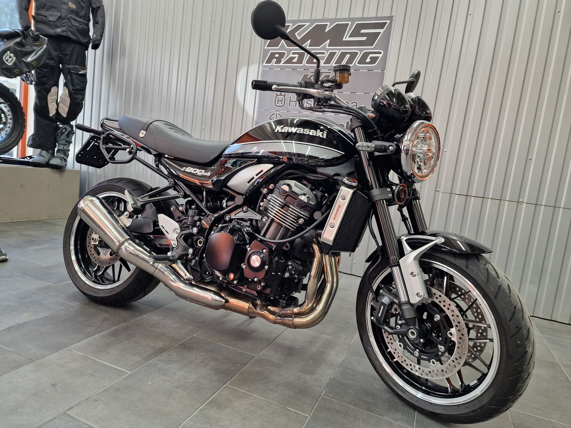 KAWASAKI Z 900 RS-image-0