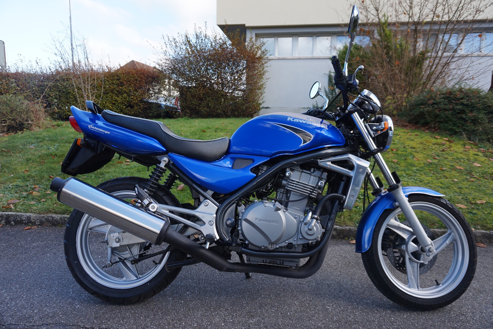 KAWASAKI ER-5-showroom-element-2