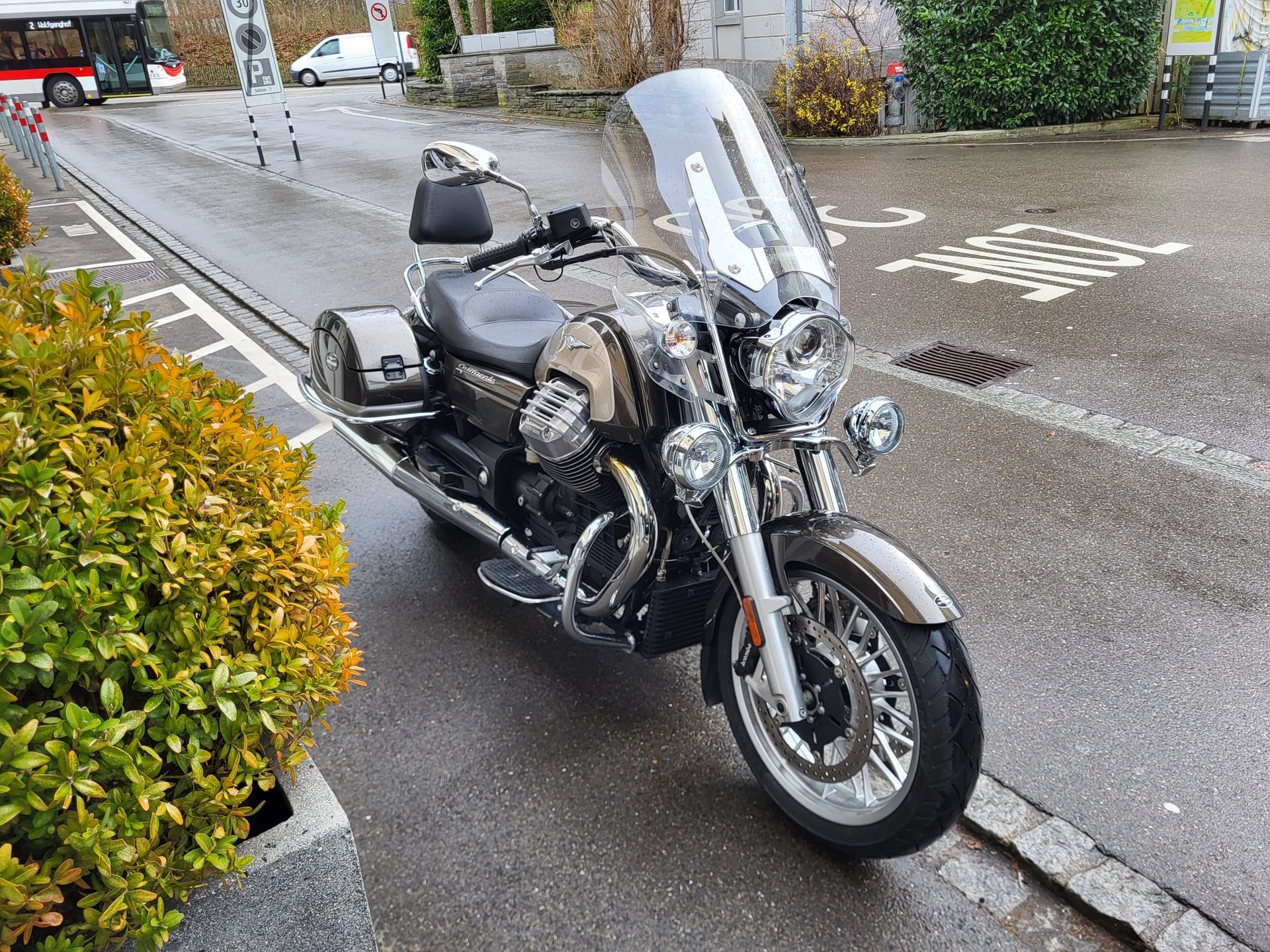 MOTO GUZZI California 1400 Touring SE-showroom-element-2