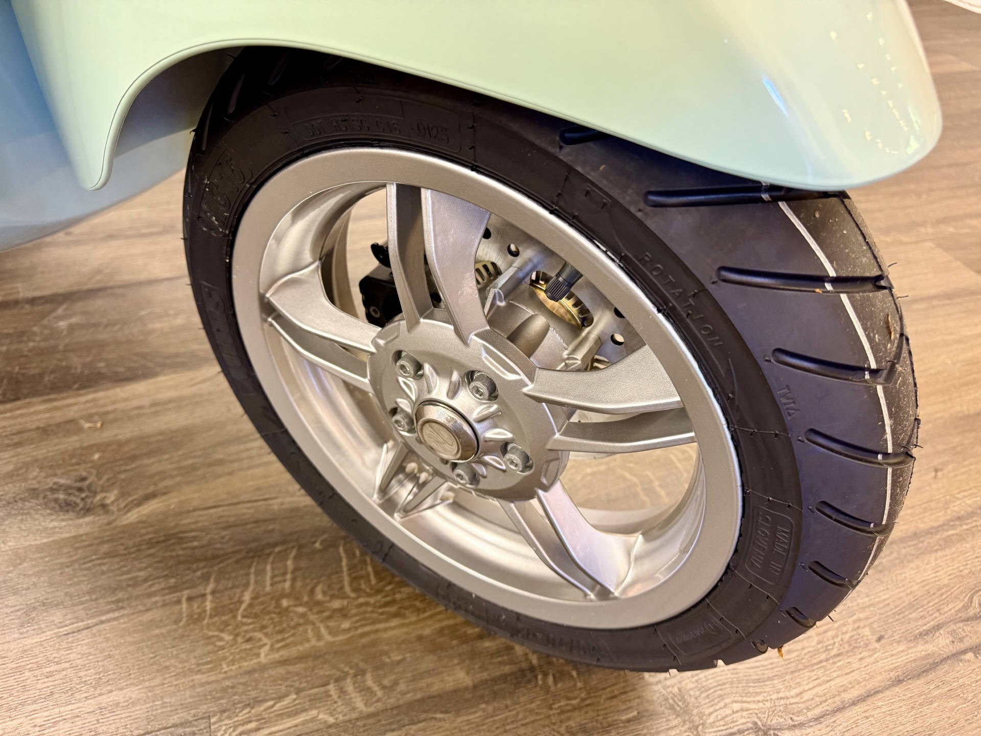 PIAGGIO Vespa Primavera 125 3V ABS-image-5