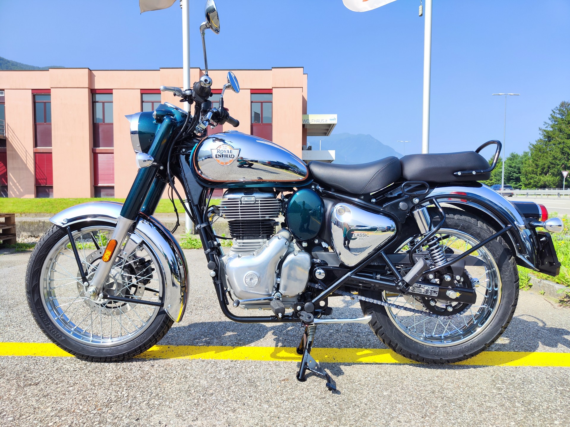 ROYAL ENFIELD Classic 350 Chrome-image-1