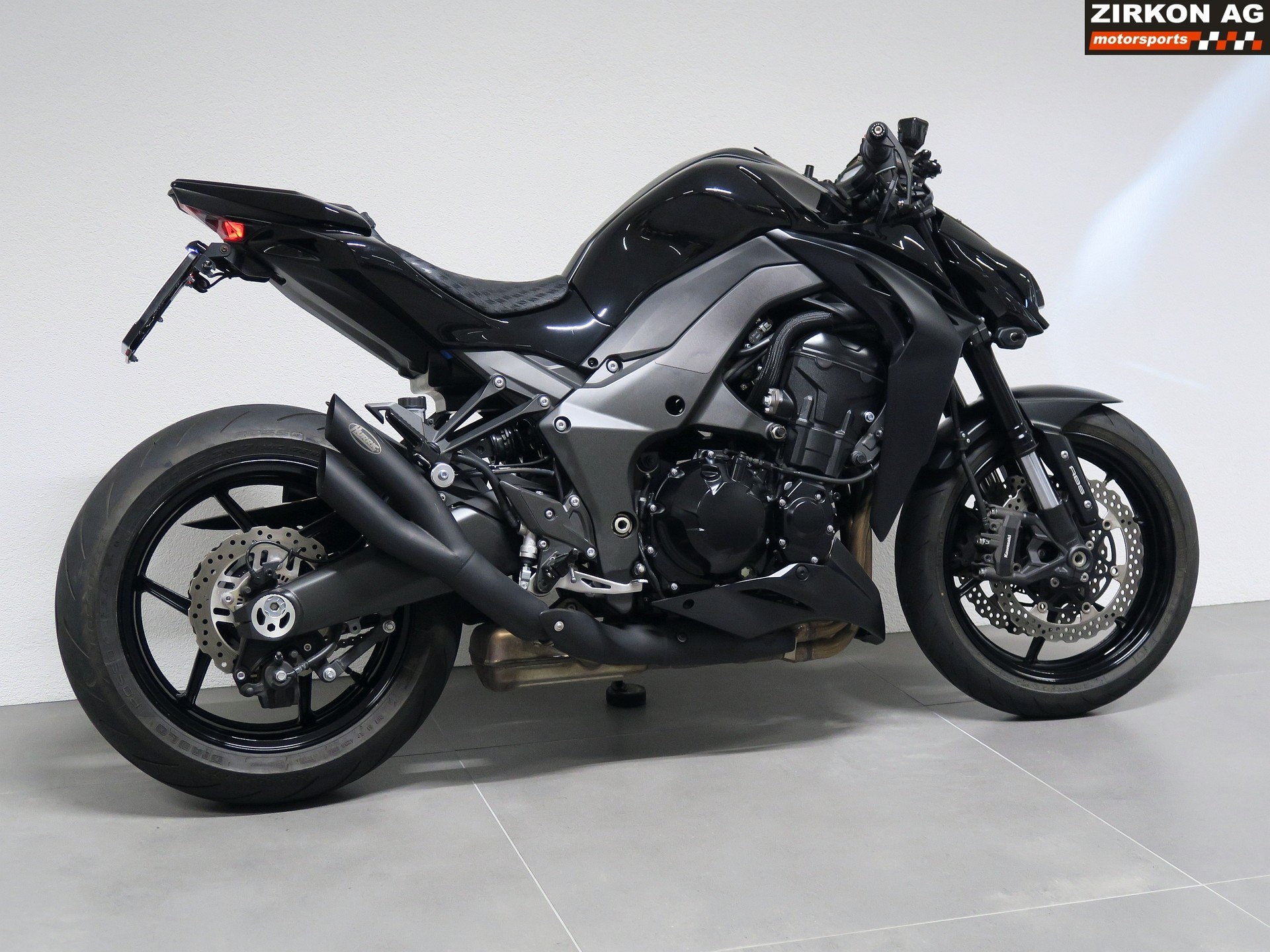 KAWASAKI Z 1000 ABS Black Beast-showroom-element-3
