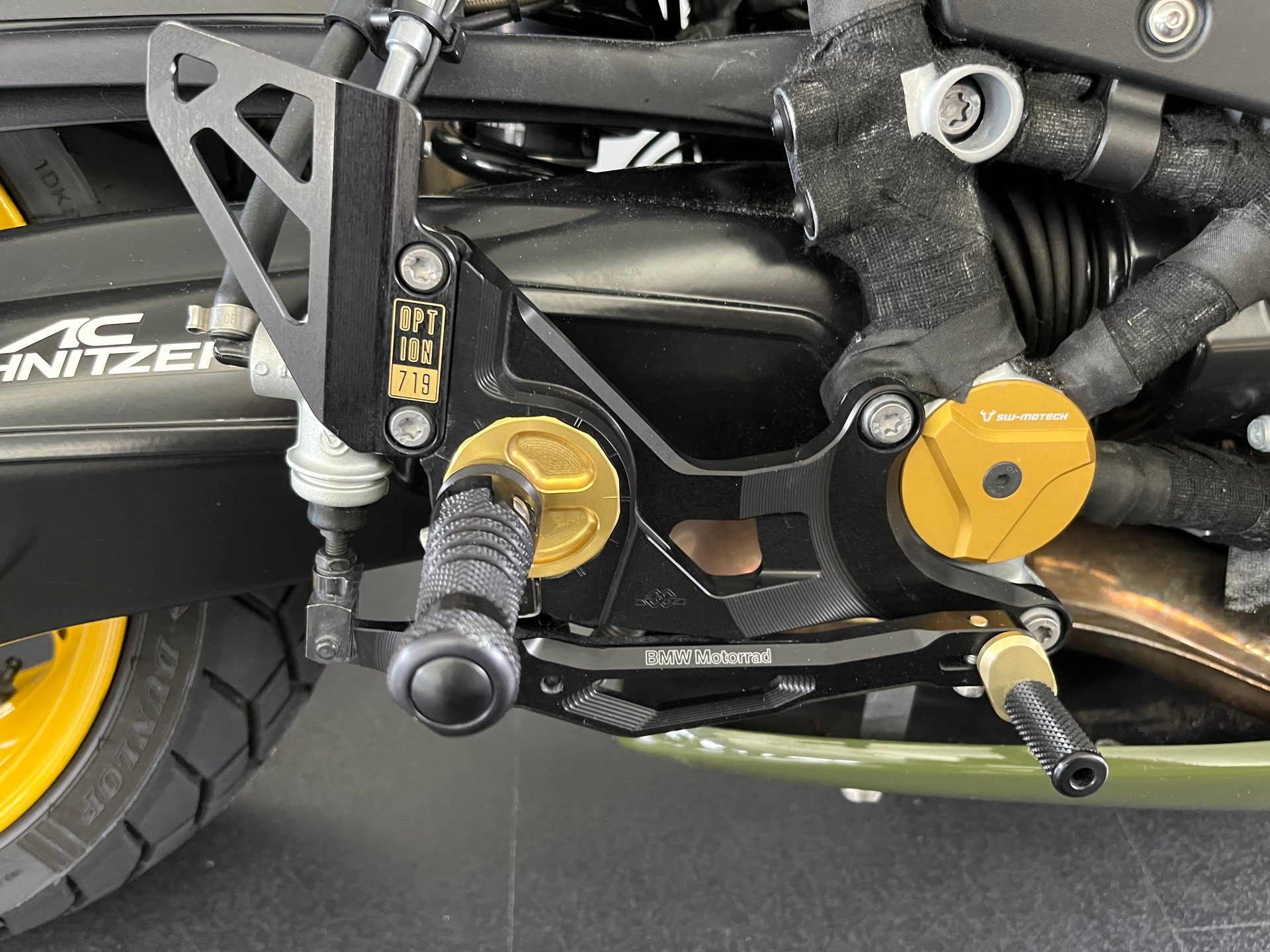 BMW R nineT Racer ABS-image-14