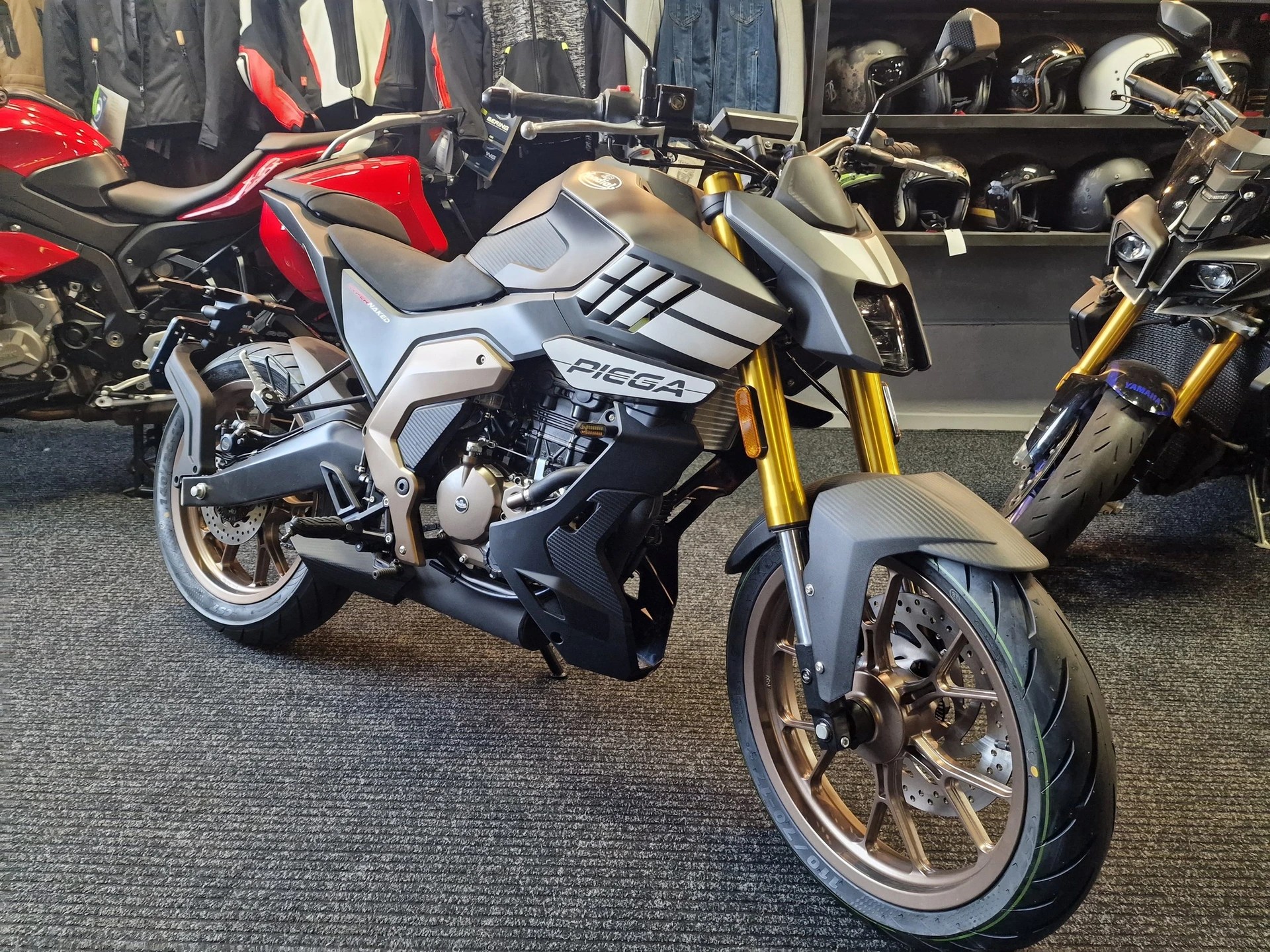 MONDIAL Piega 125 ABS