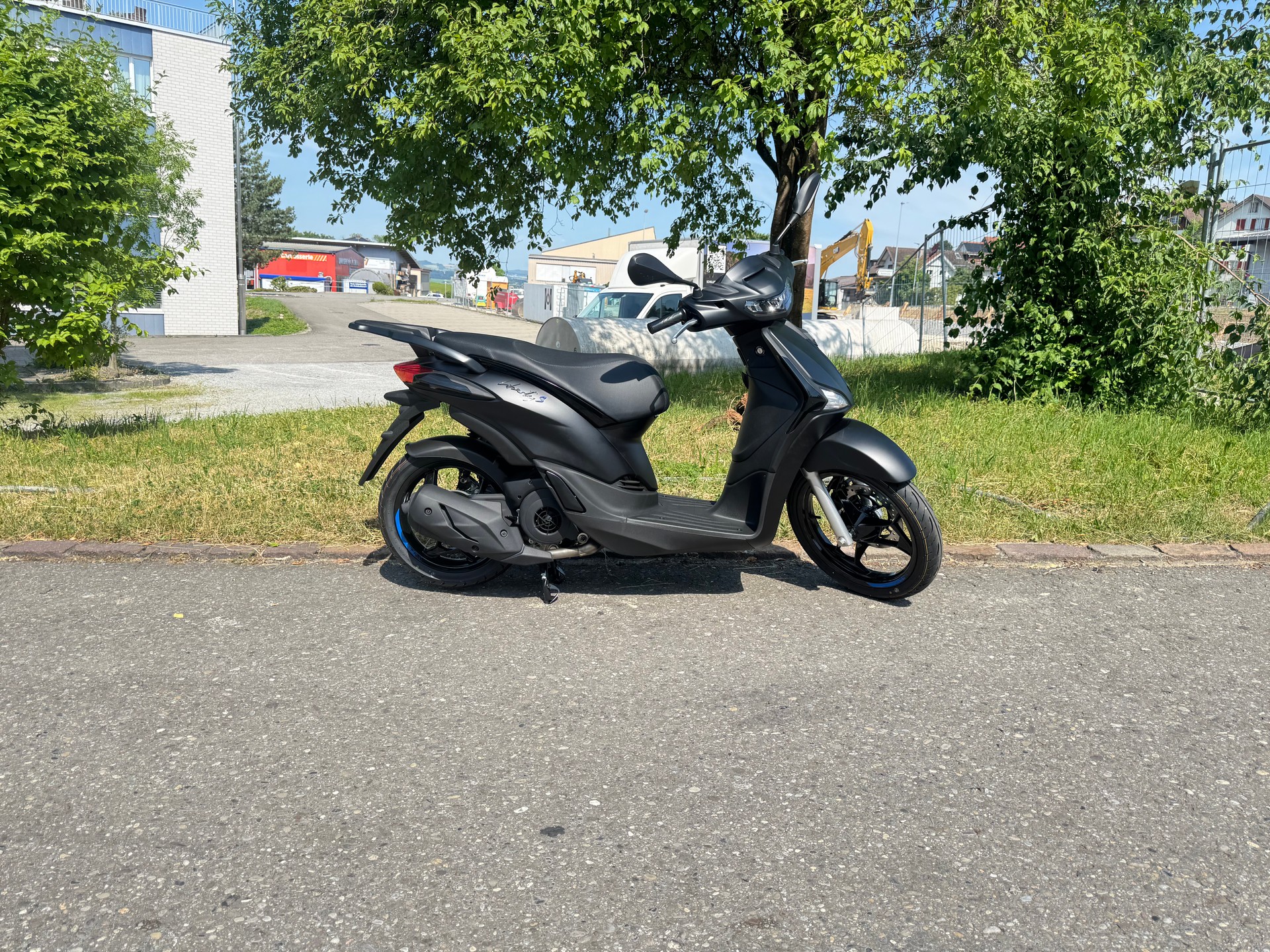 PIAGGIO Liberty 125 Sport-image-1