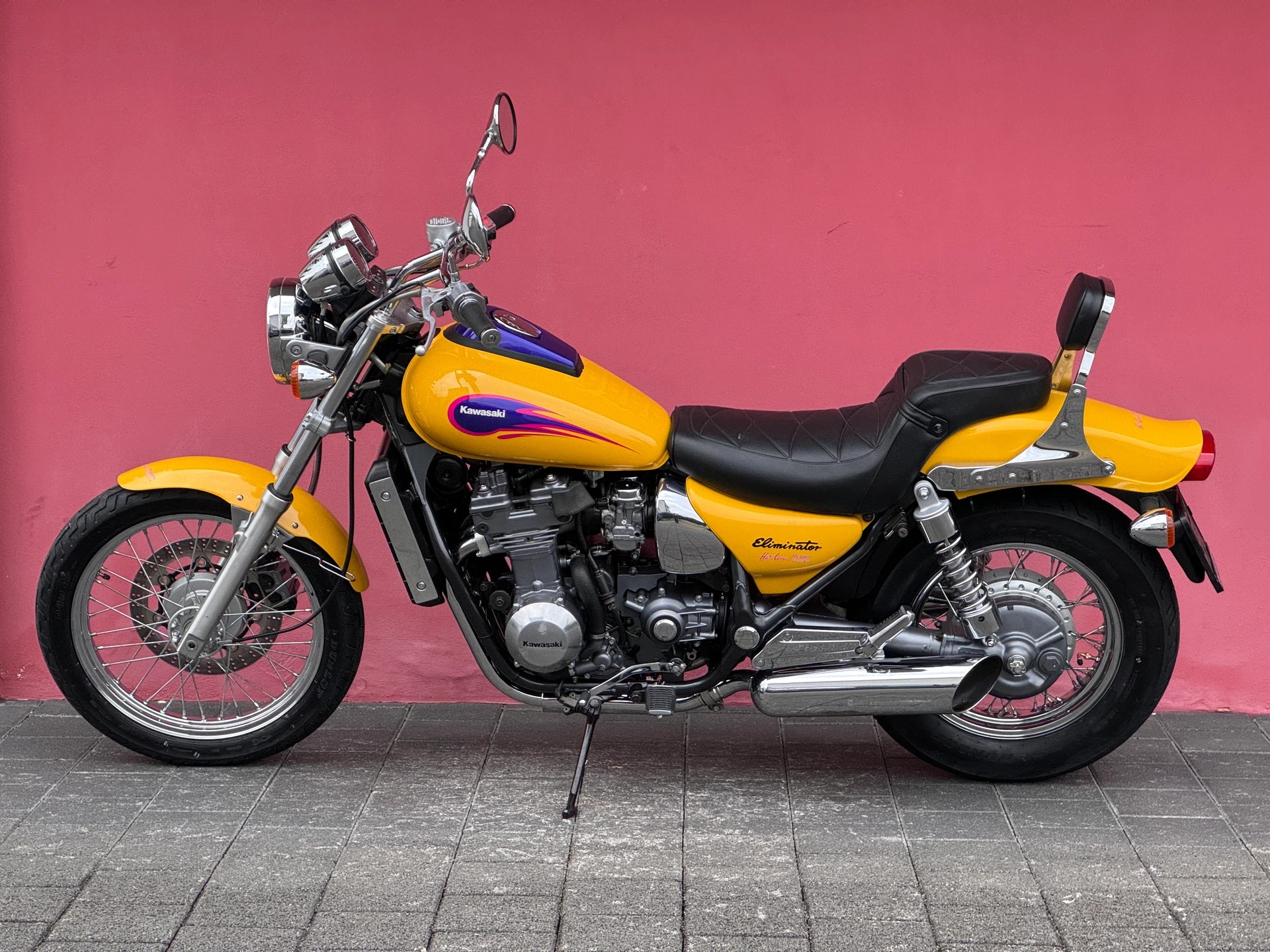KAWASAKI Eliminator 600-showroom-element-2