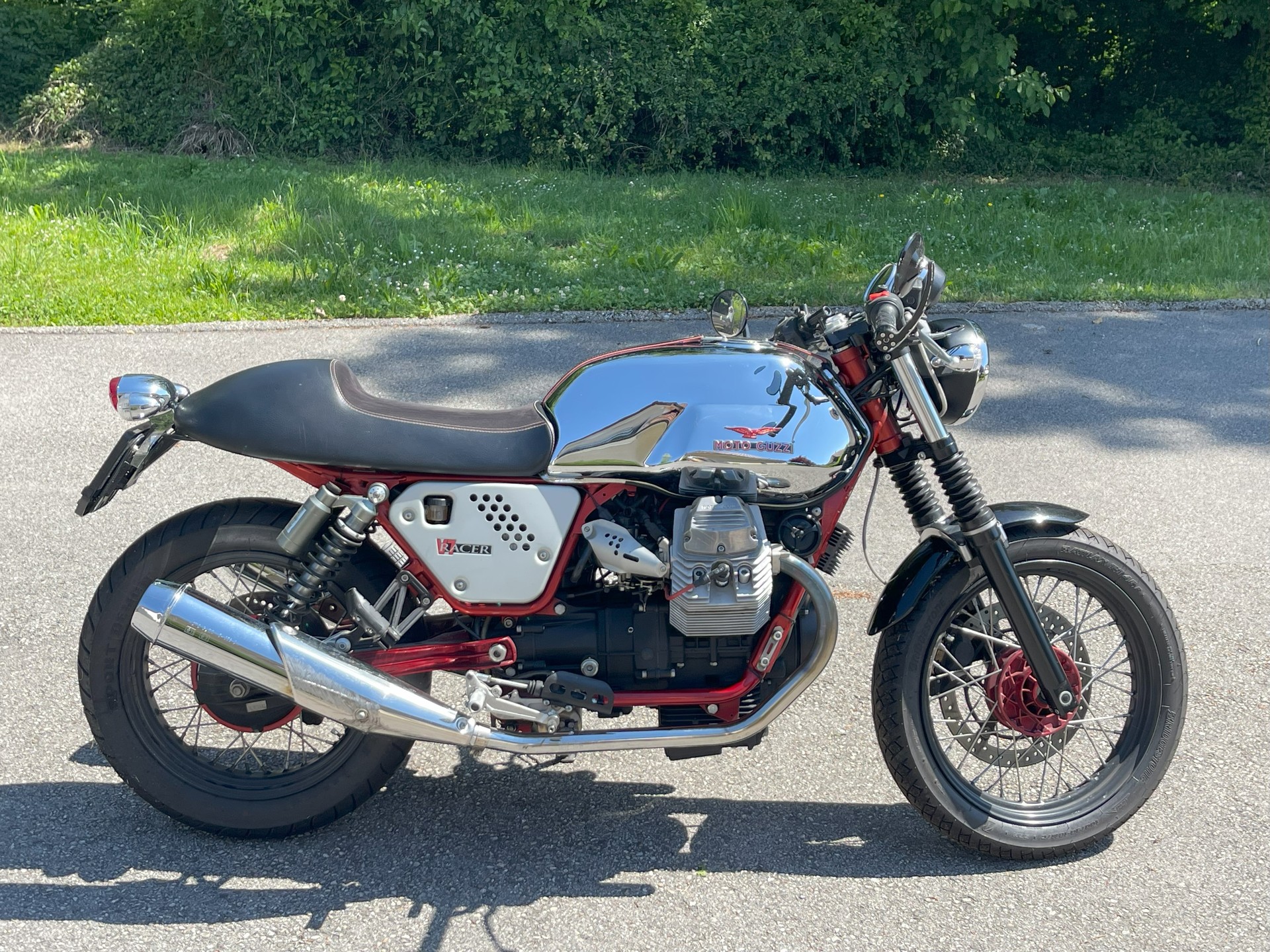 MOTO GUZZI V7 Racer-image-1