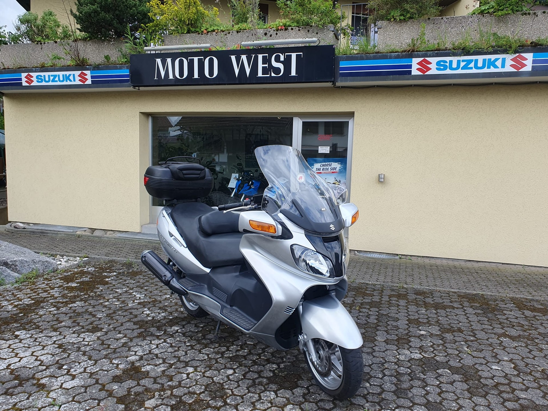 SUZUKI AN 650 K2/K3/K4 Burgman-image-0